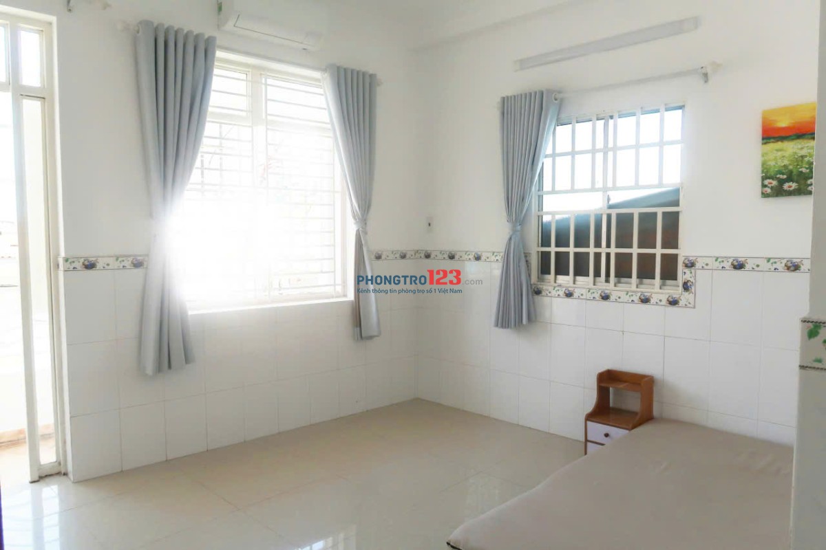 Phòng trọ mới, Full nội thất, ban công rộng, Q11 – Chỉ cho NỮ thuê, ưu tiên NVVP – Giá tốt 5.5tr!