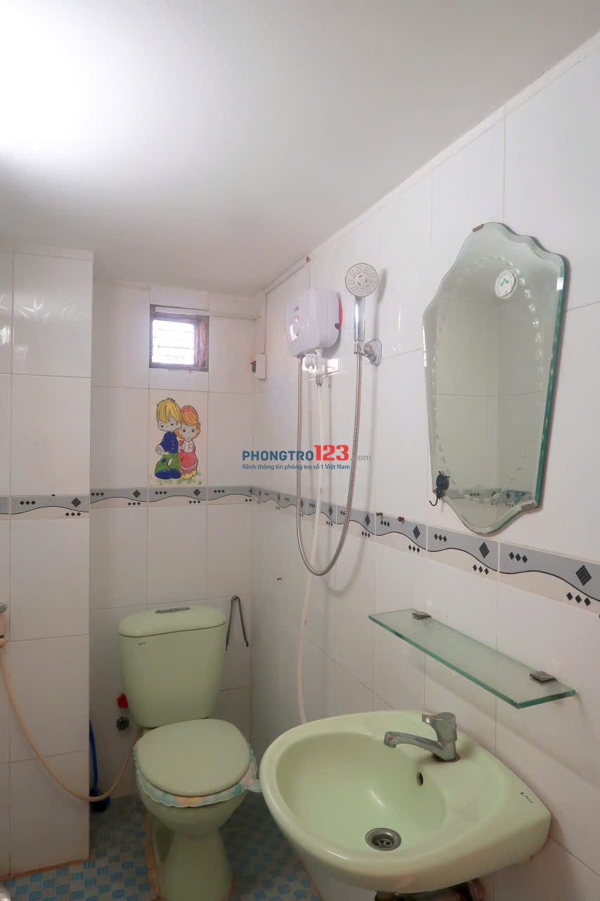 Phòng trọ mới, Full nội thất, ban công rộng, Q11 – Chỉ cho NỮ thuê, ưu tiên NVVP – Giá tốt 5.5tr!