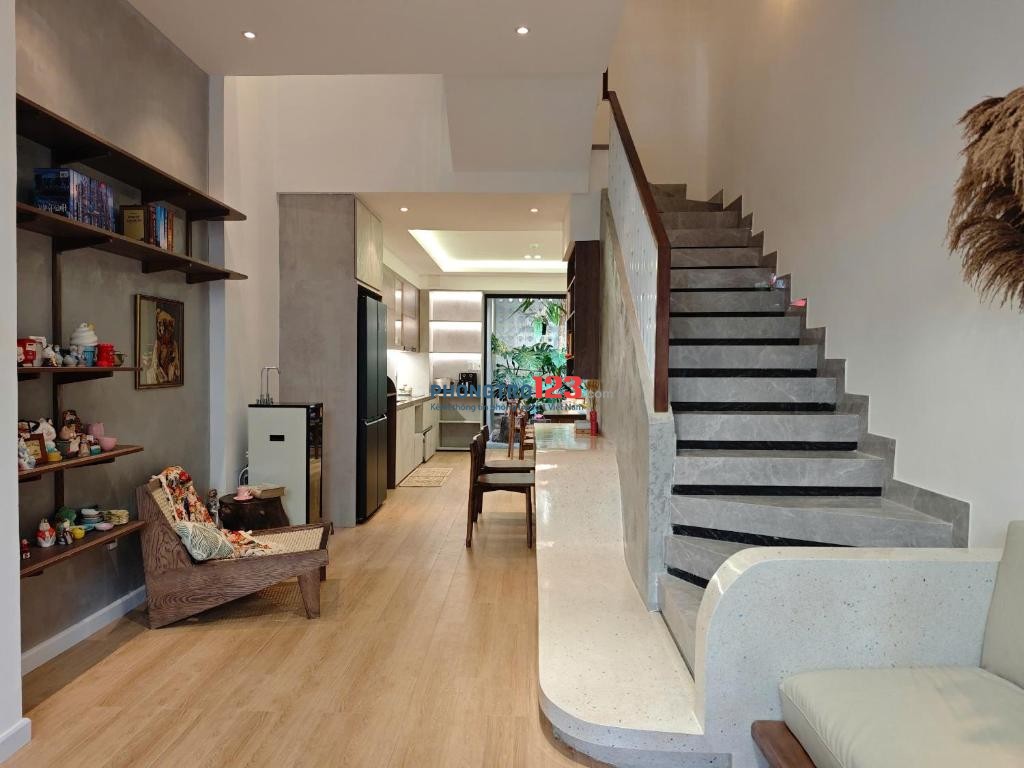 Cho thuê nhà nguyên căn 4PN có bể sục đầy đủ nội thất gần Lotte phù hợp kinh doanh hoặc ở cũng được