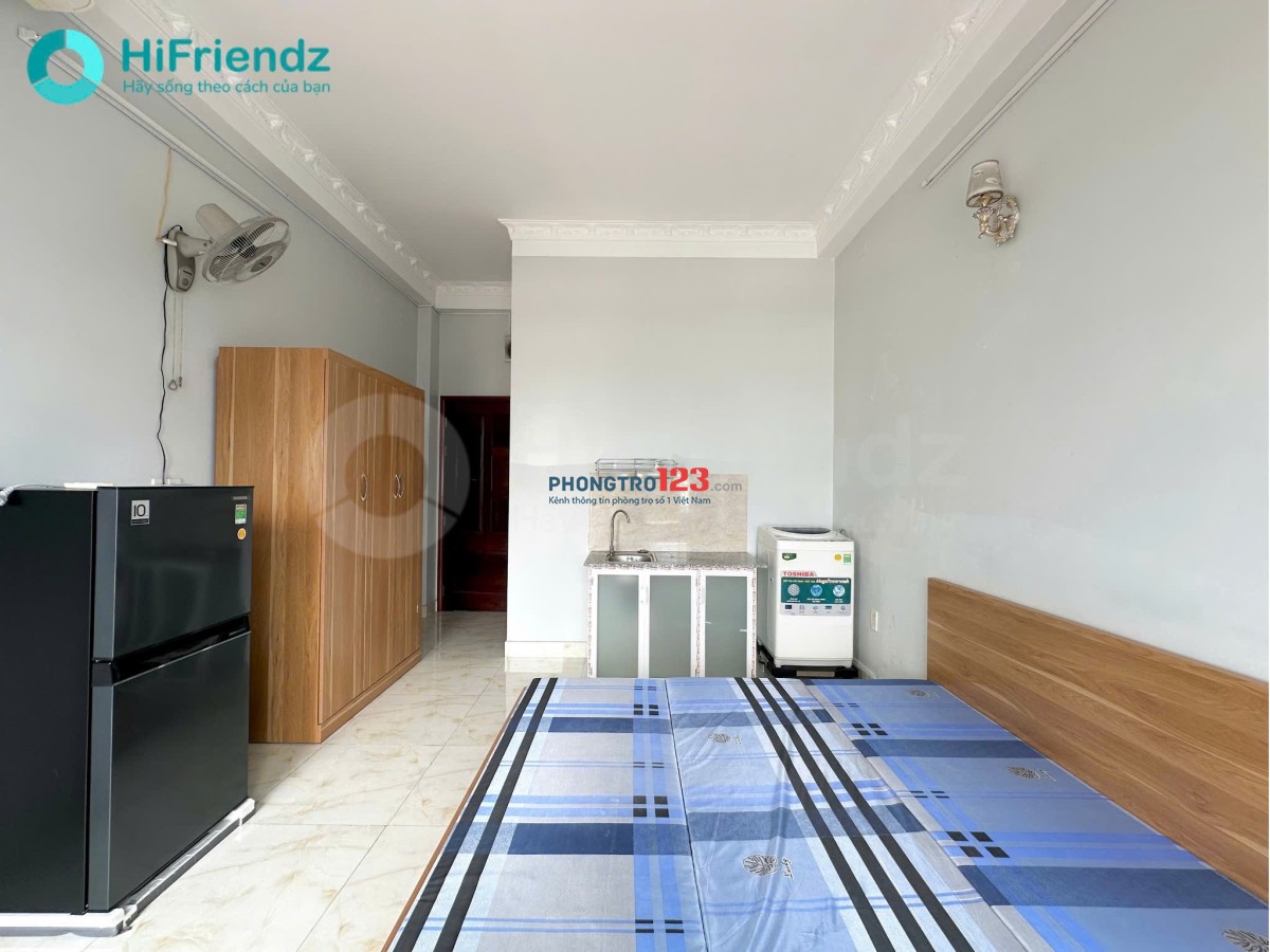 Cho thuê phòng full nội thất máy giặt riêng, Ban công view thoáng, ngay Gần Cầu SG