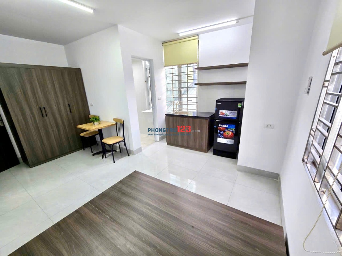 Chung cư mini mới tinh 30m2, 3tr8 triệu, tại ngõ 32 Đỗ Đức Dục, Mễ Trì. Full Đồ