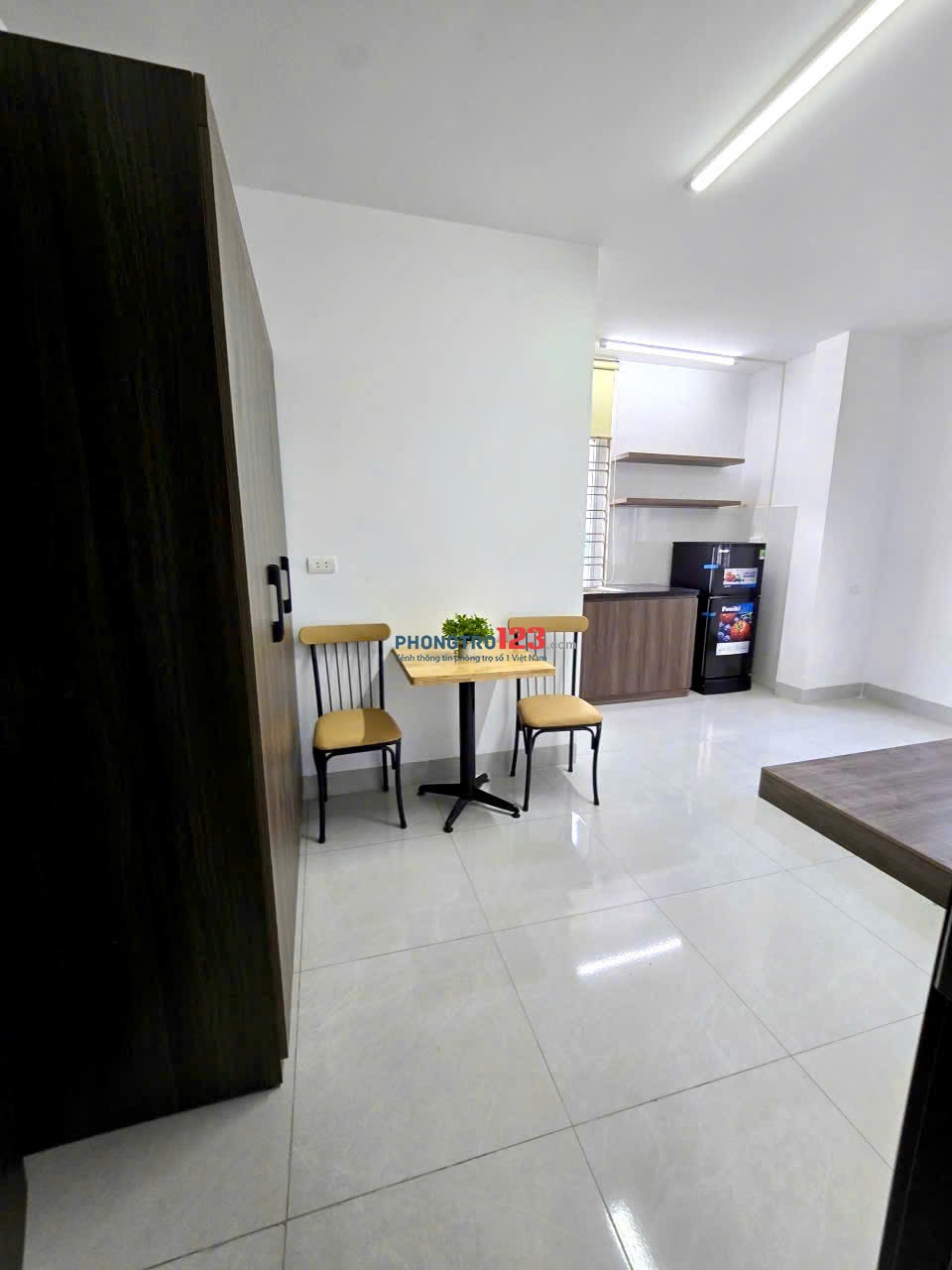 Chung cư mini mới tinh 30m2, 3tr8 triệu, tại ngõ 32 Đỗ Đức Dục, Mễ Trì. Full Đồ