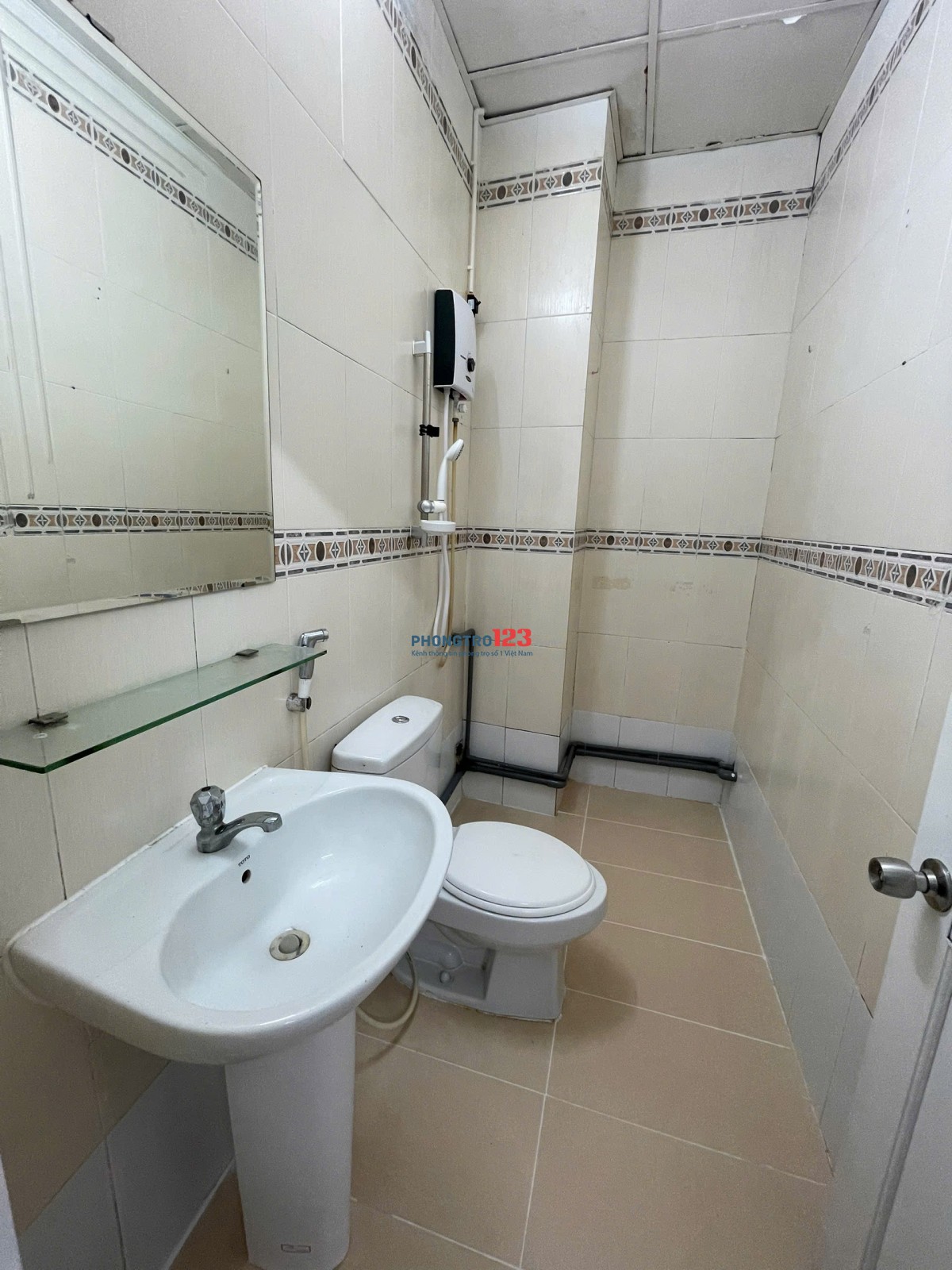 CHO THUÊ PHÒNG TRỌ GIÁ RẺ CÓ GÁC CỬA SỔ LỚN GẦN CẦU NGUYỄN VĂN CỪ, CẦU ÔNG LÃNH…