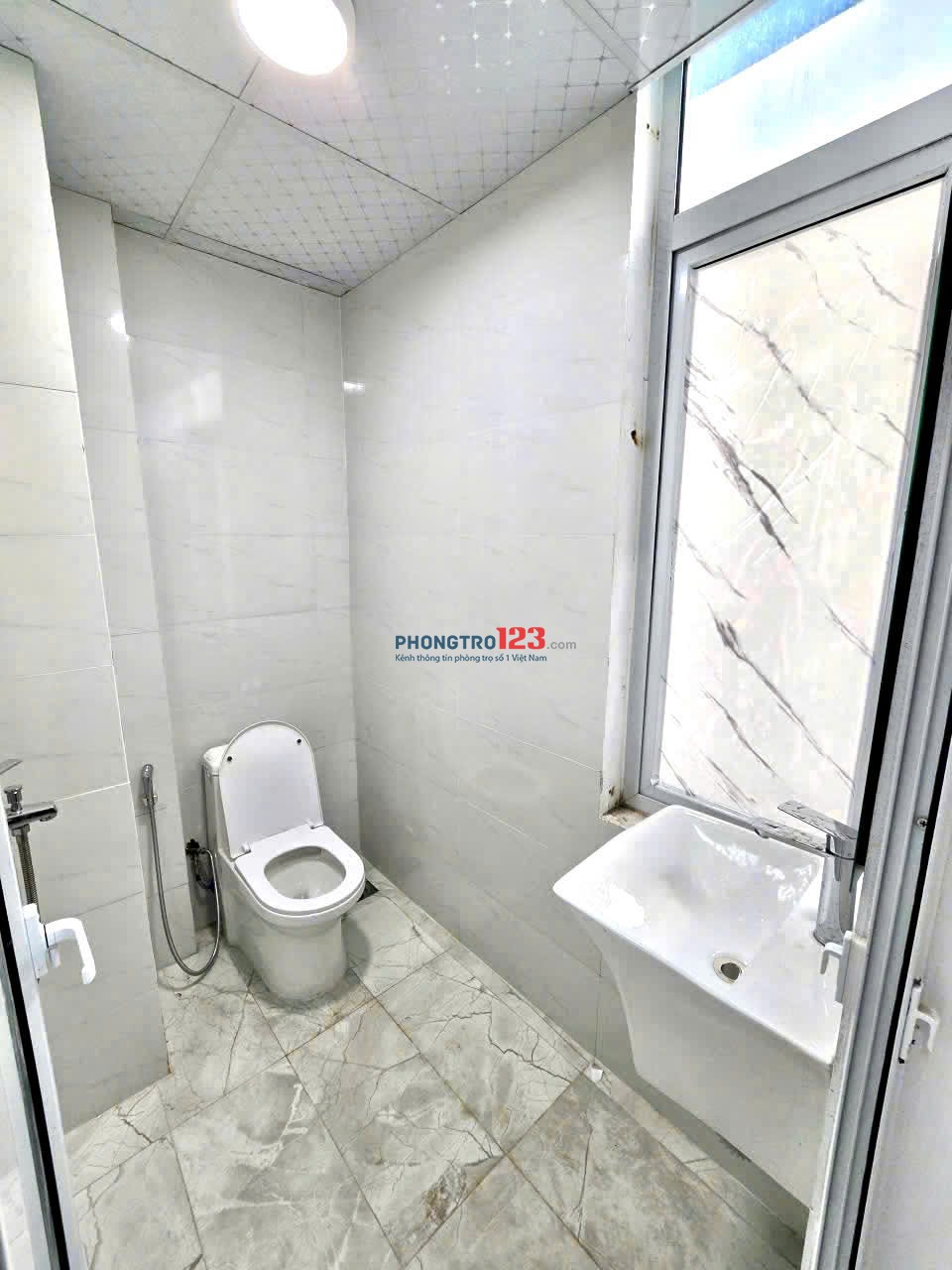 Chung cư mini mới tinh 30m2, 3tr8 triệu, tại ngõ 32 Đỗ Đức Dục, Mễ Trì. Full Đồ