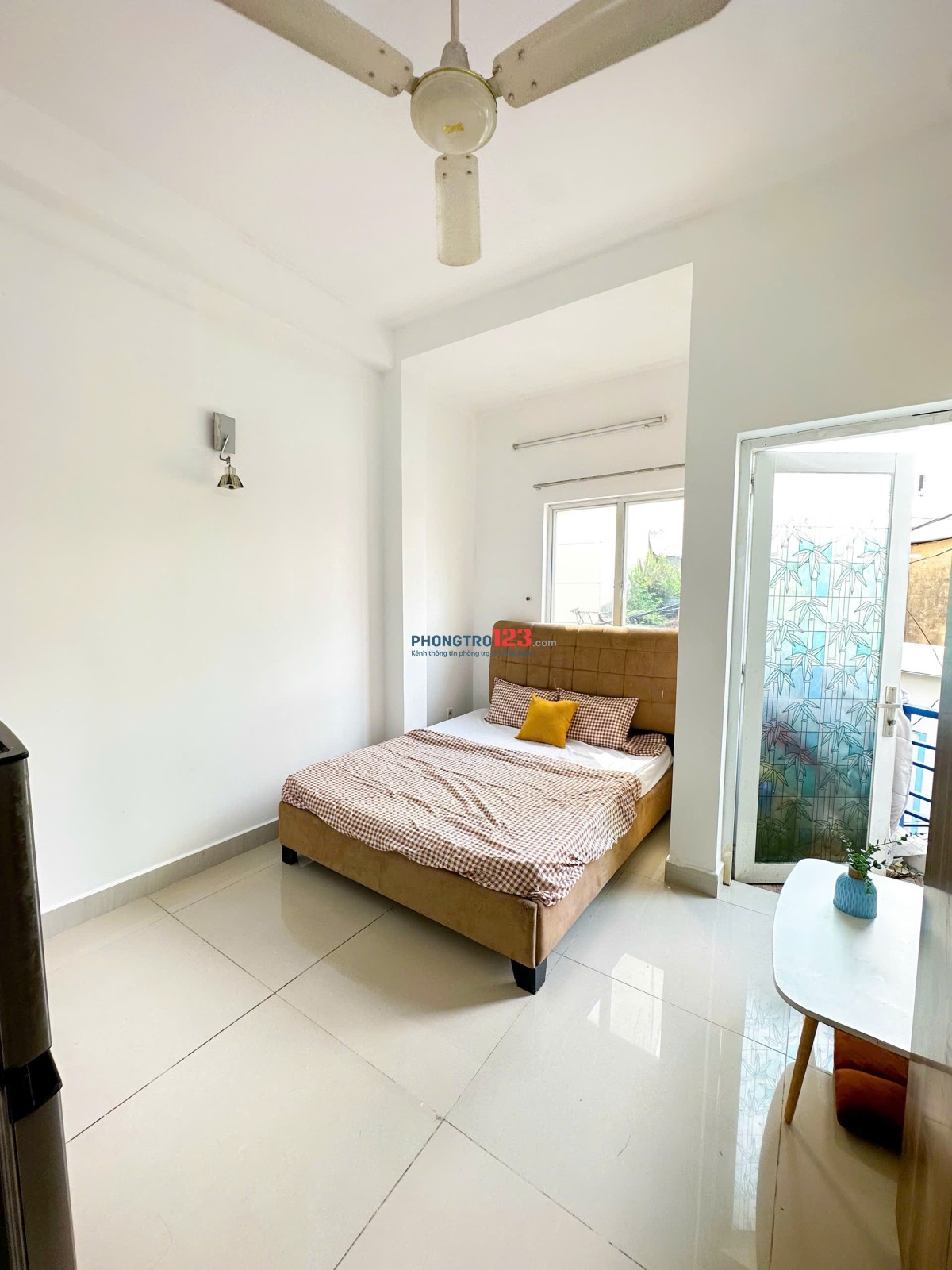  Phòng Trọ Có Ban Công - Full Nội Thất - Ngay Cầu Kiệu - Chợ Tân Định - Đại Học Kinh Tế