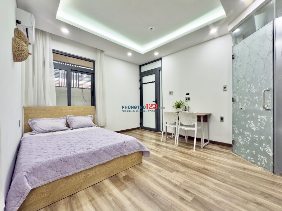 CĂN HỘ STUDIO FULL NỘI THẤT – CỬA SỔ TRỜI – MÁY GIẶT RIÊNG – THANG MÁY – AN NINH 24/7 - GẦN Q3 - QTB