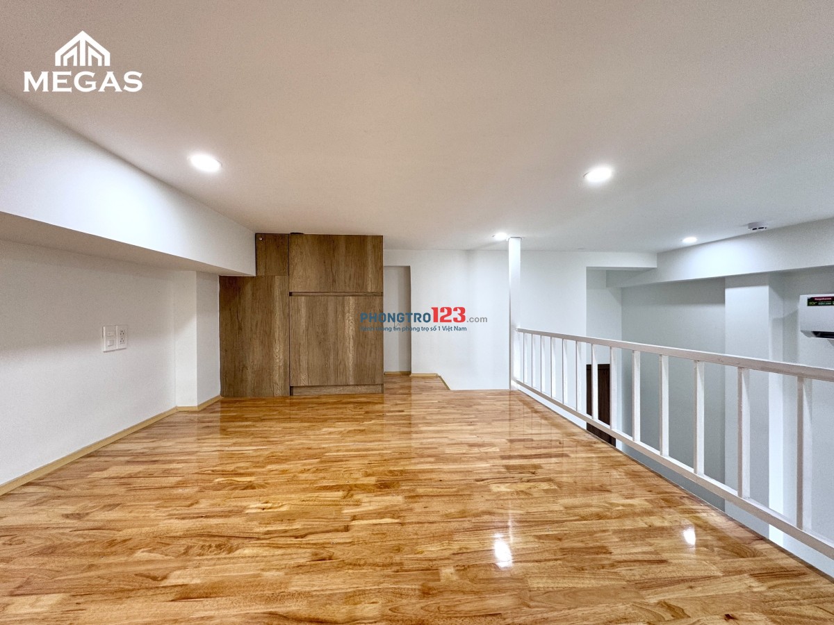 Gần Văn Lang, Q1 , Free 4 xe vs Dịch Vụ, Full Nội Thất Cao Cấp