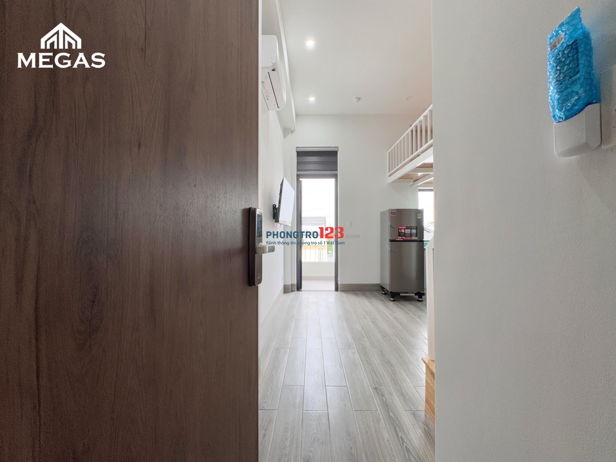 Gần Văn Lang, Q1 , Free 4 xe vs Dịch Vụ, Full Nội Thất Cao Cấp