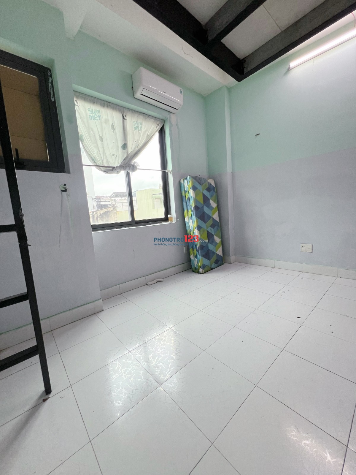 Phòng cửa sổ gần Đại Học Y Dược