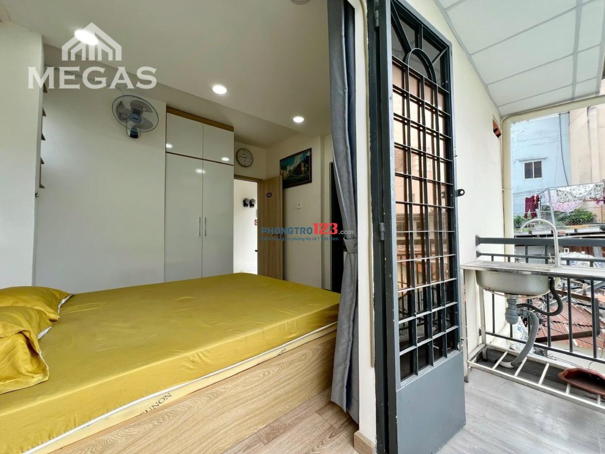 CHO THUÊ PHÒNG BAN CÔNG , GIÁ TỔT , 22m2 - NGAY HOÀNG SA Q3 - GẦN TOÀ NHÀ VIETTEL