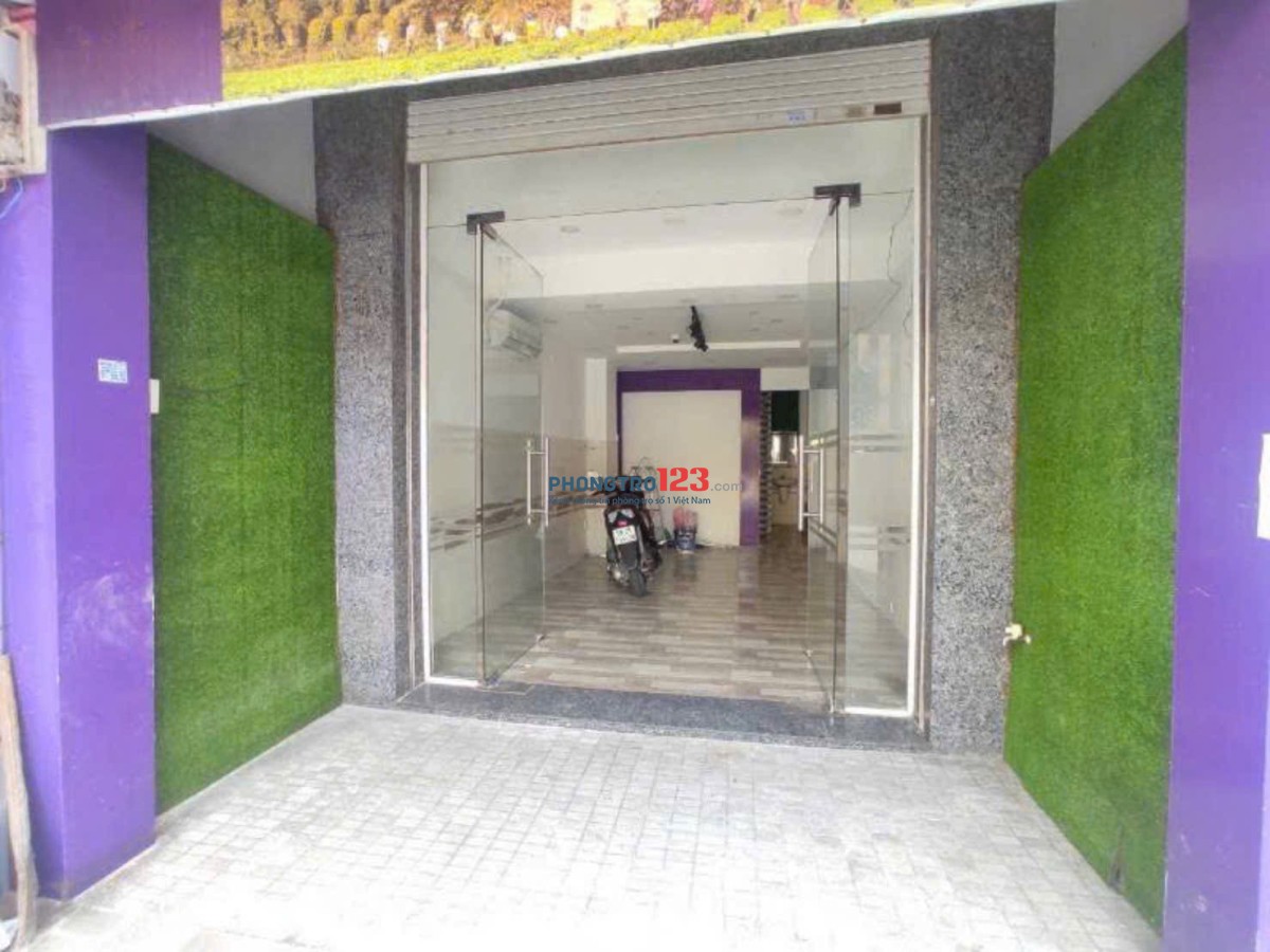 Mặt bằng cho thuê Quận 10 mặt tiền Nguyễn Tri Phương cần cho thuê gấp