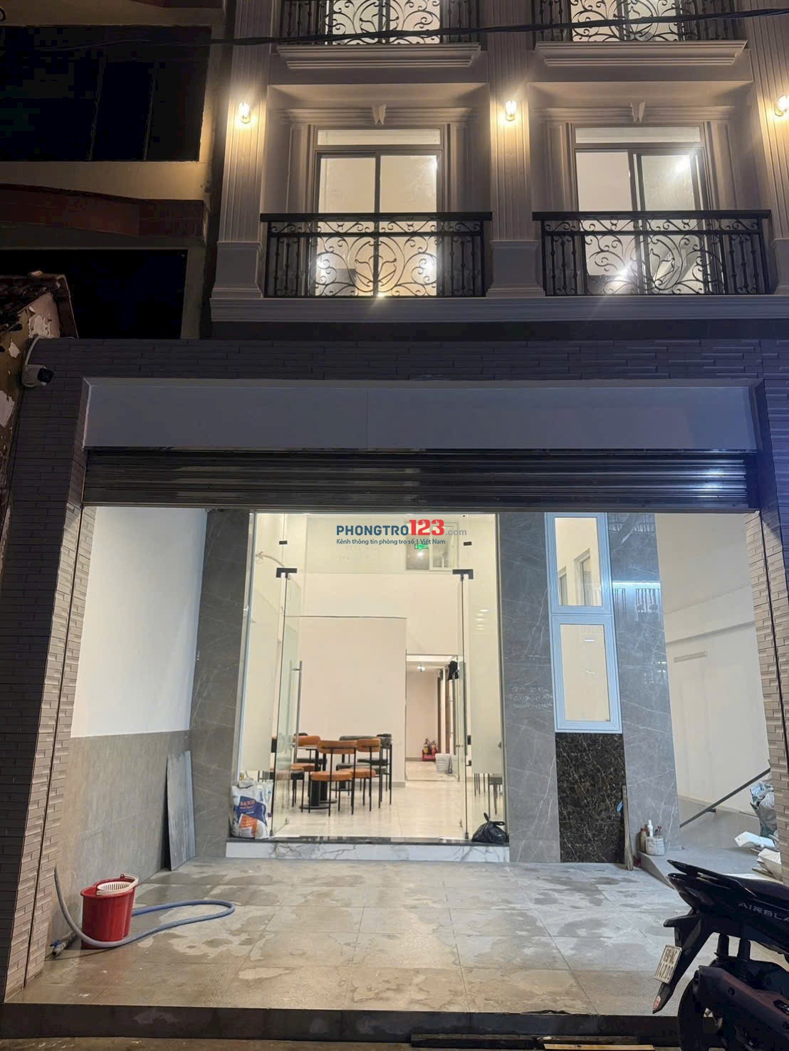 Mặt bằng trệt 35m2 có sân trước vị trí siêu đẹp Quận 1 trống sẵn ngay Tân Định