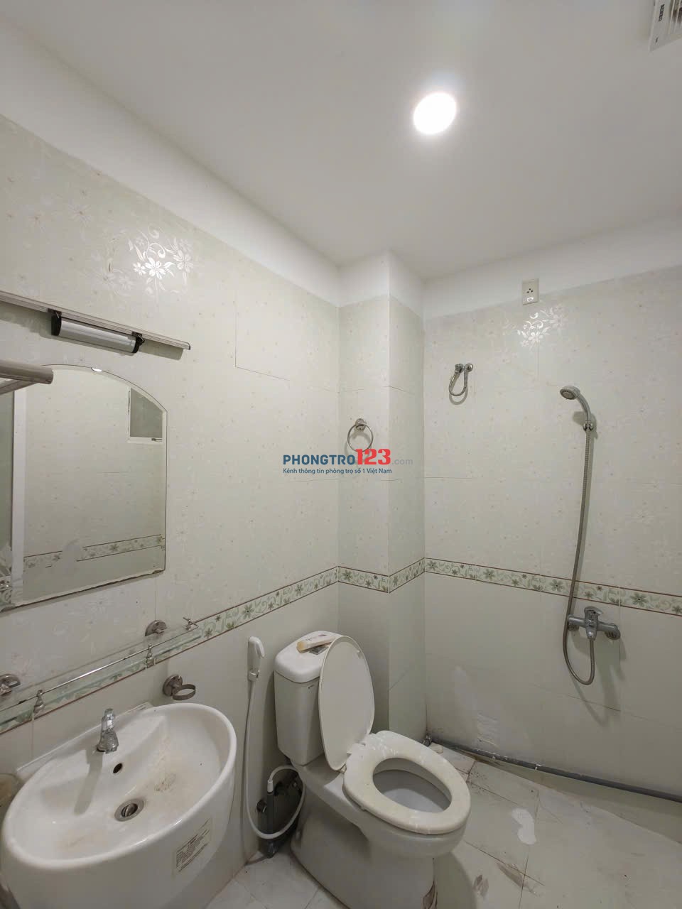  PHÒNG CHÍNH CHỦ – DECOR ĐẸP – CỬA SỔ CỰC THOÁNG