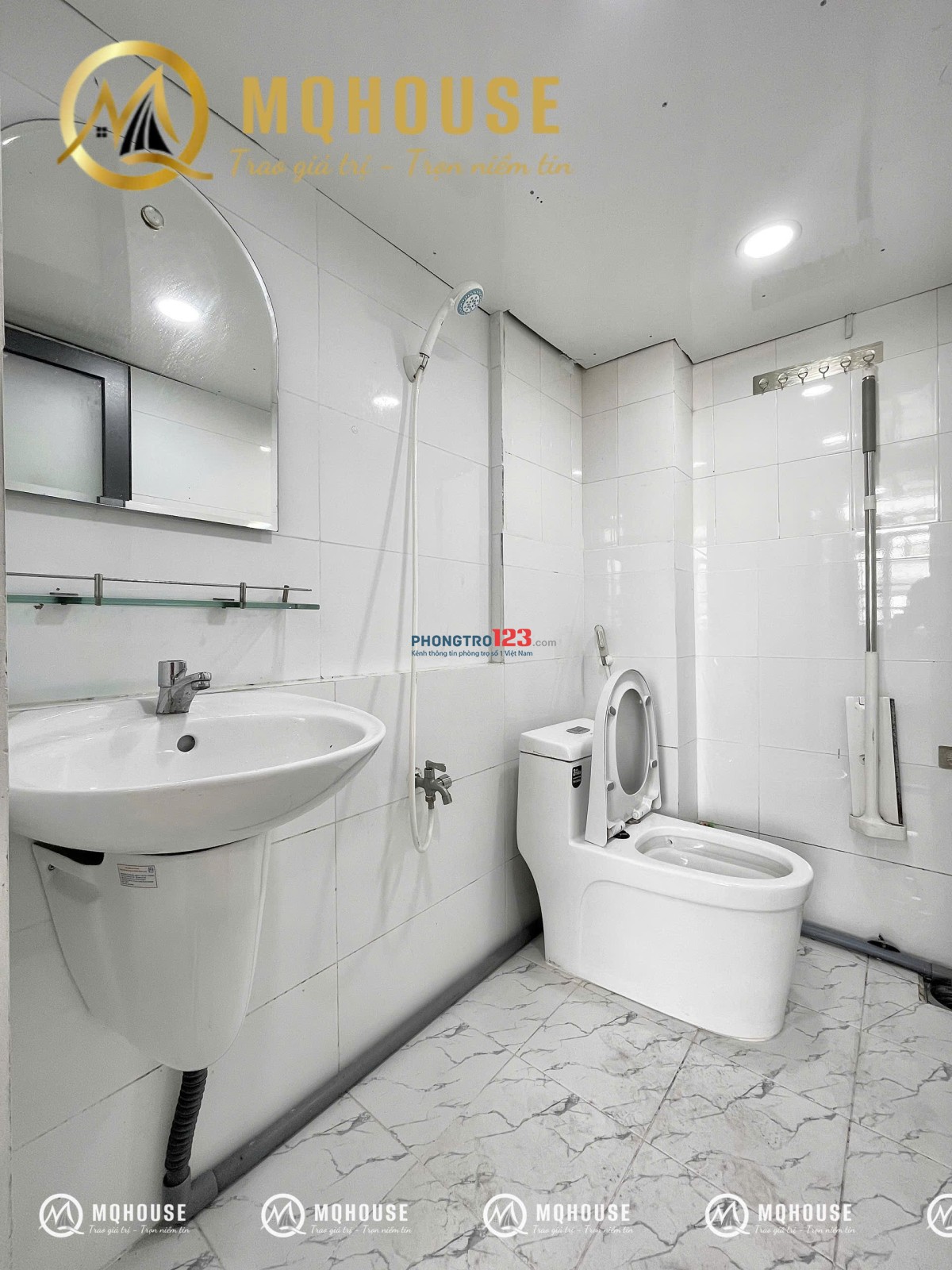 CHO THUÊ TRỌ DUPLEX ĐẦY ĐỦ NỘI THẤT, BAN CÔNG – VỊ TRÍ ĐẸP TẠI TÂN BÌNH – GẦN HỌC VIỆN HÀNG KHÔNG