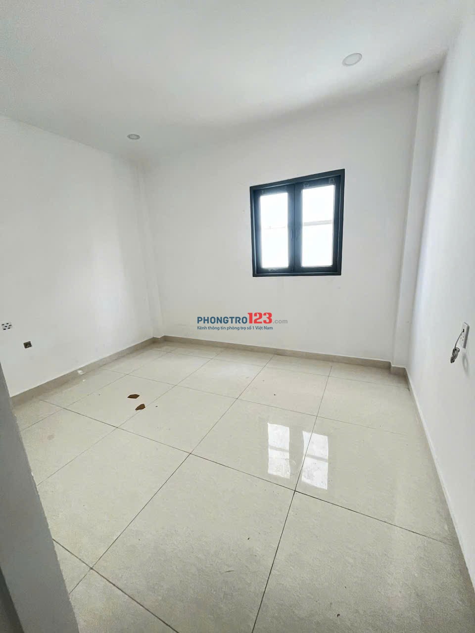 CHO THUÊ PHÒNG CỬA SỔ THOÁNG MÁT