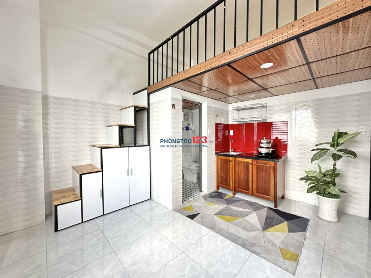 PHÒNG GÁC LỮNG BAN CÔNG 25m2 FULL TIỆN NGHI LÝ THƯỜNG KIỆT NGAY LỮ GIA