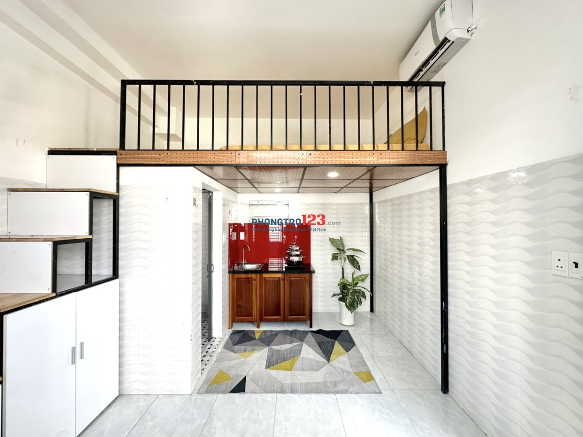 PHÒNG GÁC LỮNG BAN CÔNG 25m2 FULL TIỆN NGHI LÝ THƯỜNG KIỆT NGAY LỮ GIA