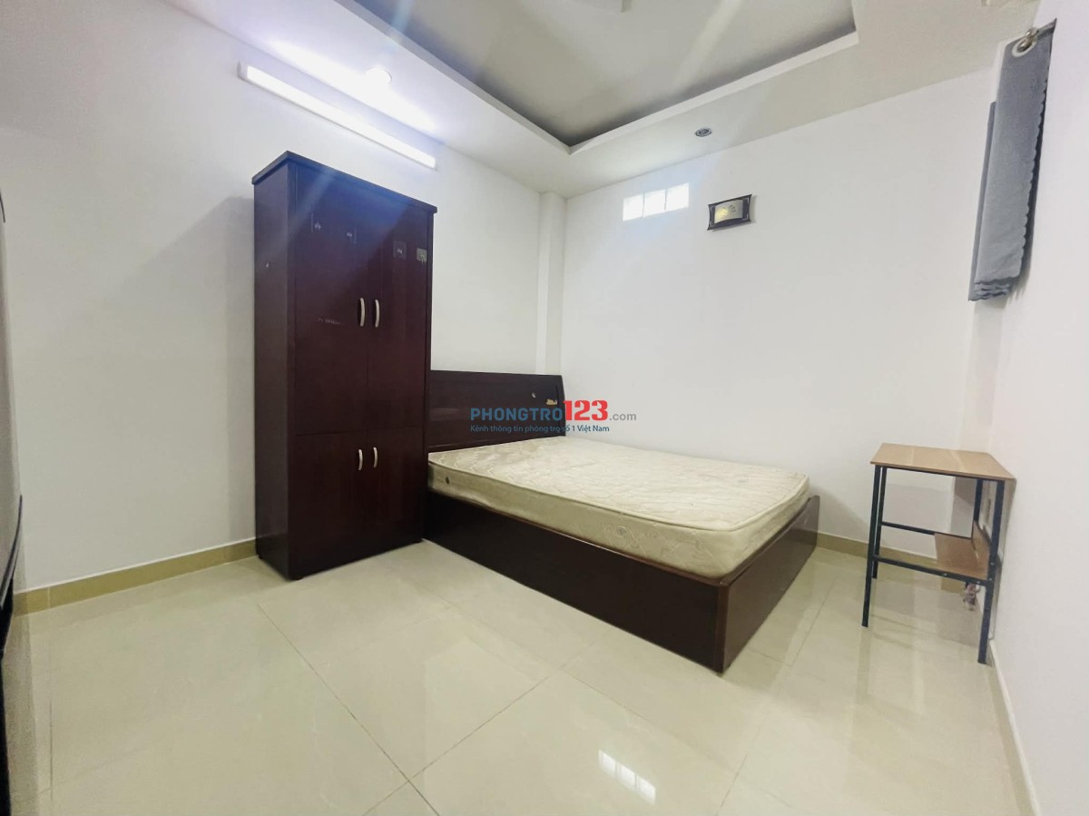 Chính chủ cho thuê phòng mặt tiền trung tâm đủ tiện nghi giá rẻ 3,8tr như hình chụp 100%