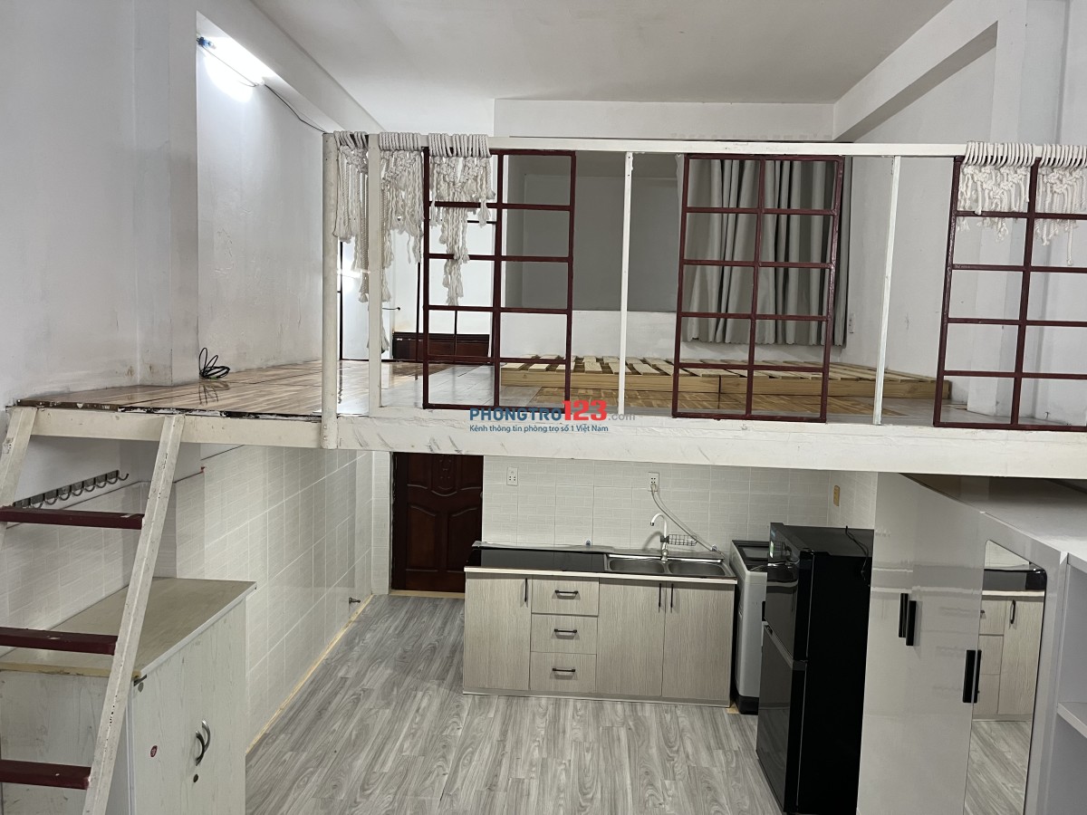 Phòng cho thuê đầy đủ tiện nghi 24m sàn; 15m gác giá 4.950.000đ