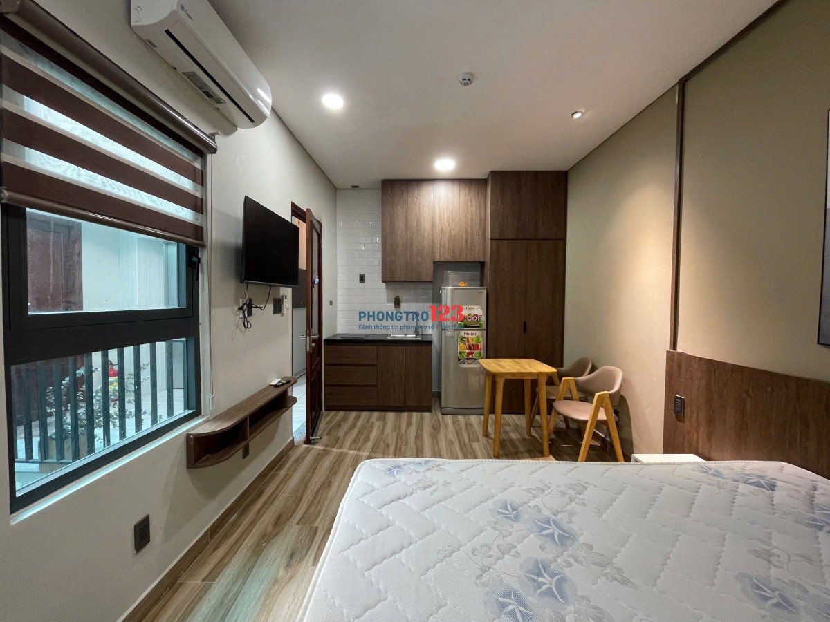 Cho thuê phòng cửa sổ dạng studio 28m2 ngay chợ Tân Bình