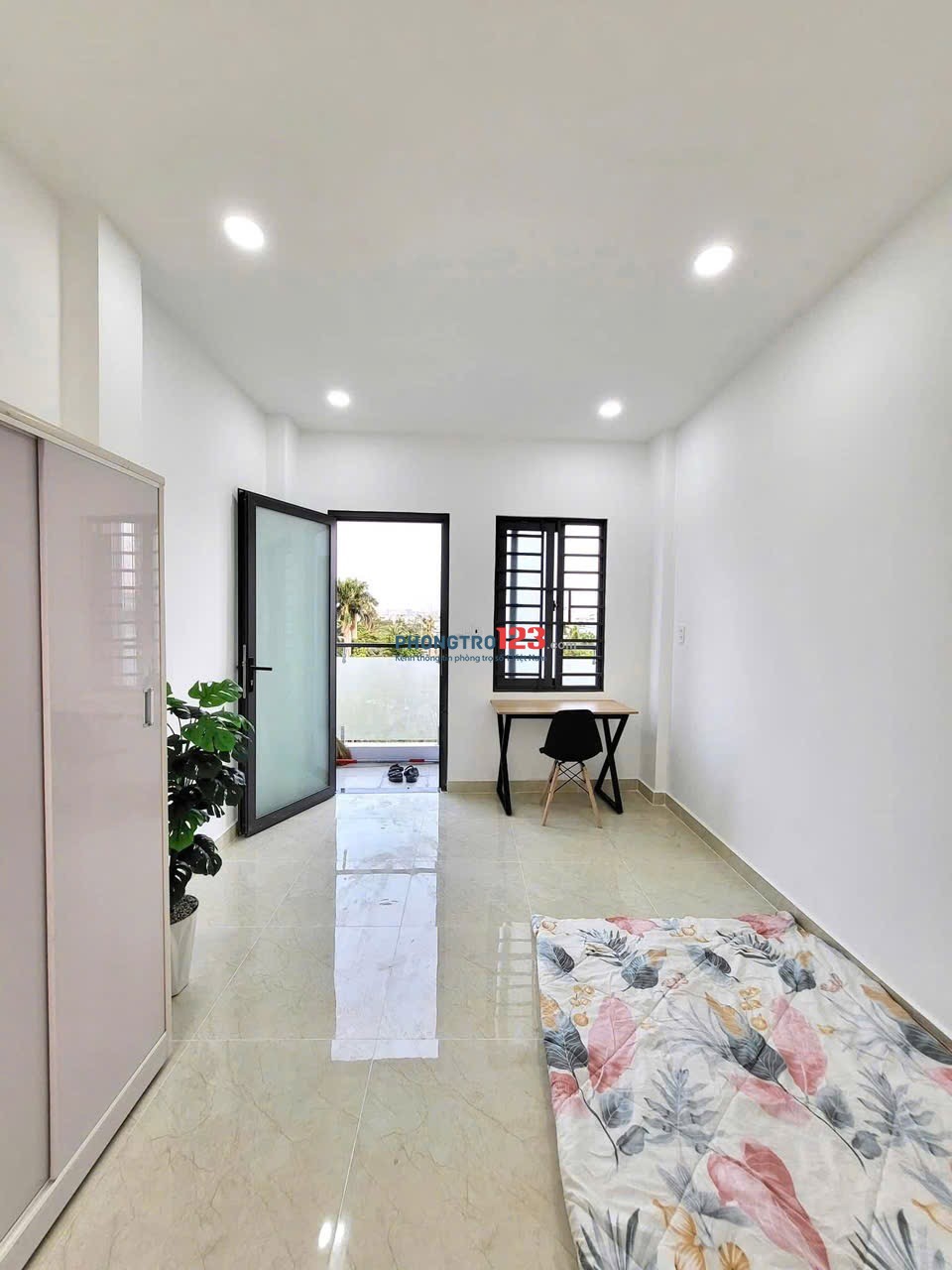 CĂN HỘ STUDIO FULL NỘI THẤT - THANG MÁY - CỬA SỔ TRỜI