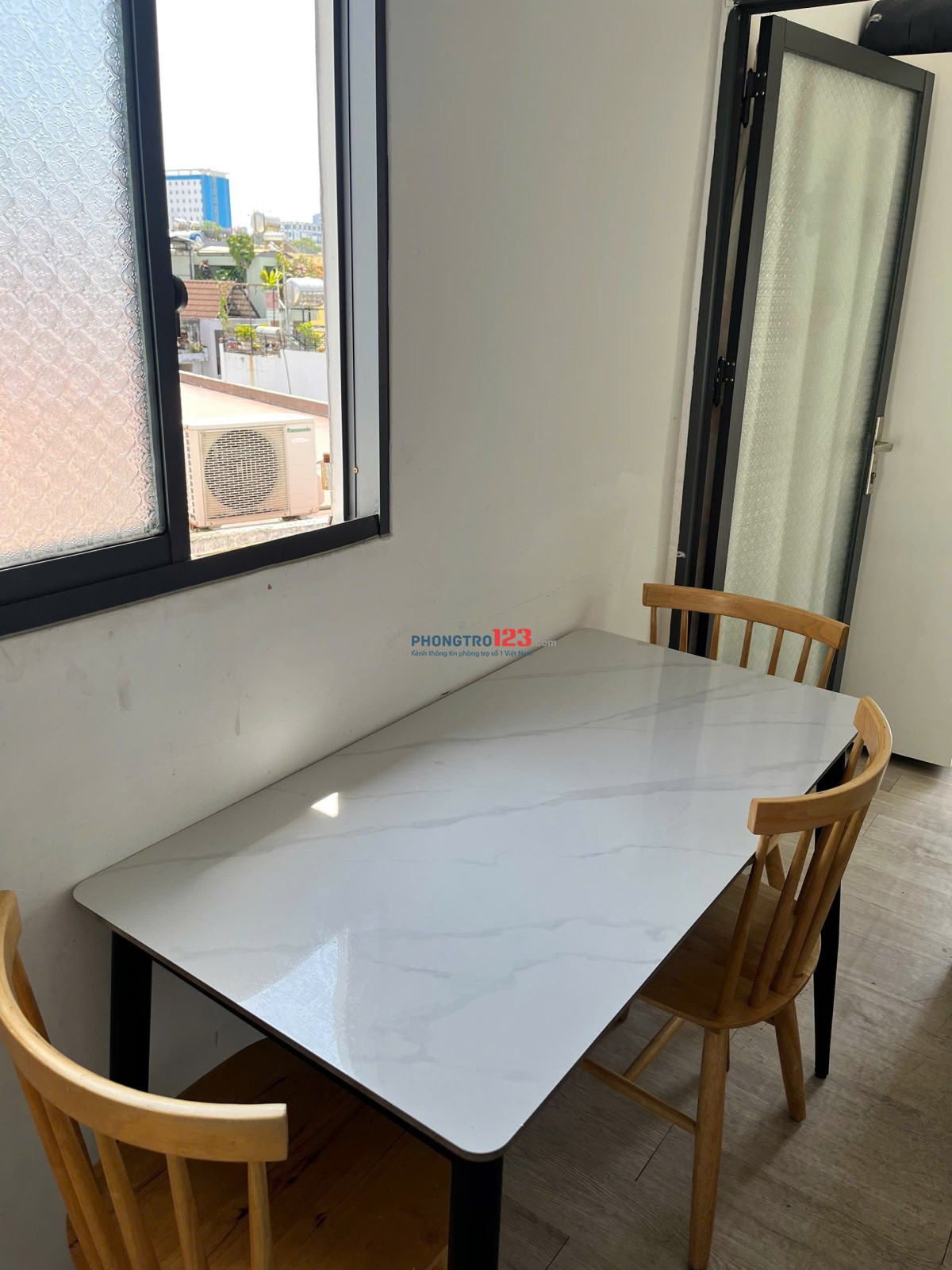 CHO THUÊ CHDV 35m2 FULL NỘI THẤT BAN CÔNG ỞĐƯỜNG NGUYỄN XÍ Q. BÌNH THẠNH