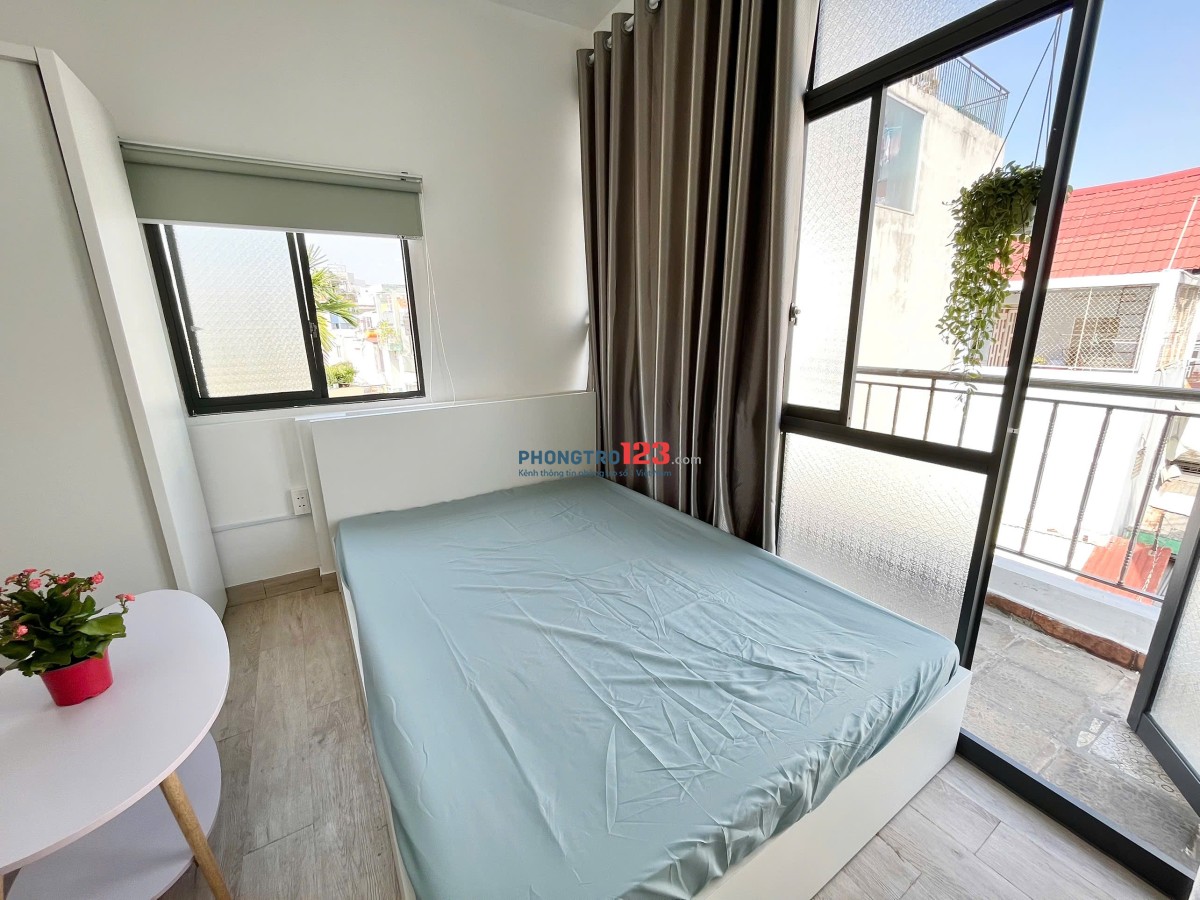 CHO THUÊ CHDV 35m2 FULL NỘI THẤT BAN CÔNG ỞĐƯỜNG NGUYỄN XÍ Q. BÌNH THẠNH