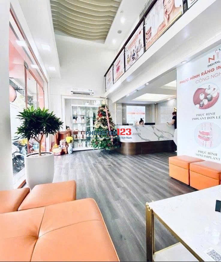 Mặt tiền đường 3/2 Quận 10 cho thuê Diện tích 8x7m