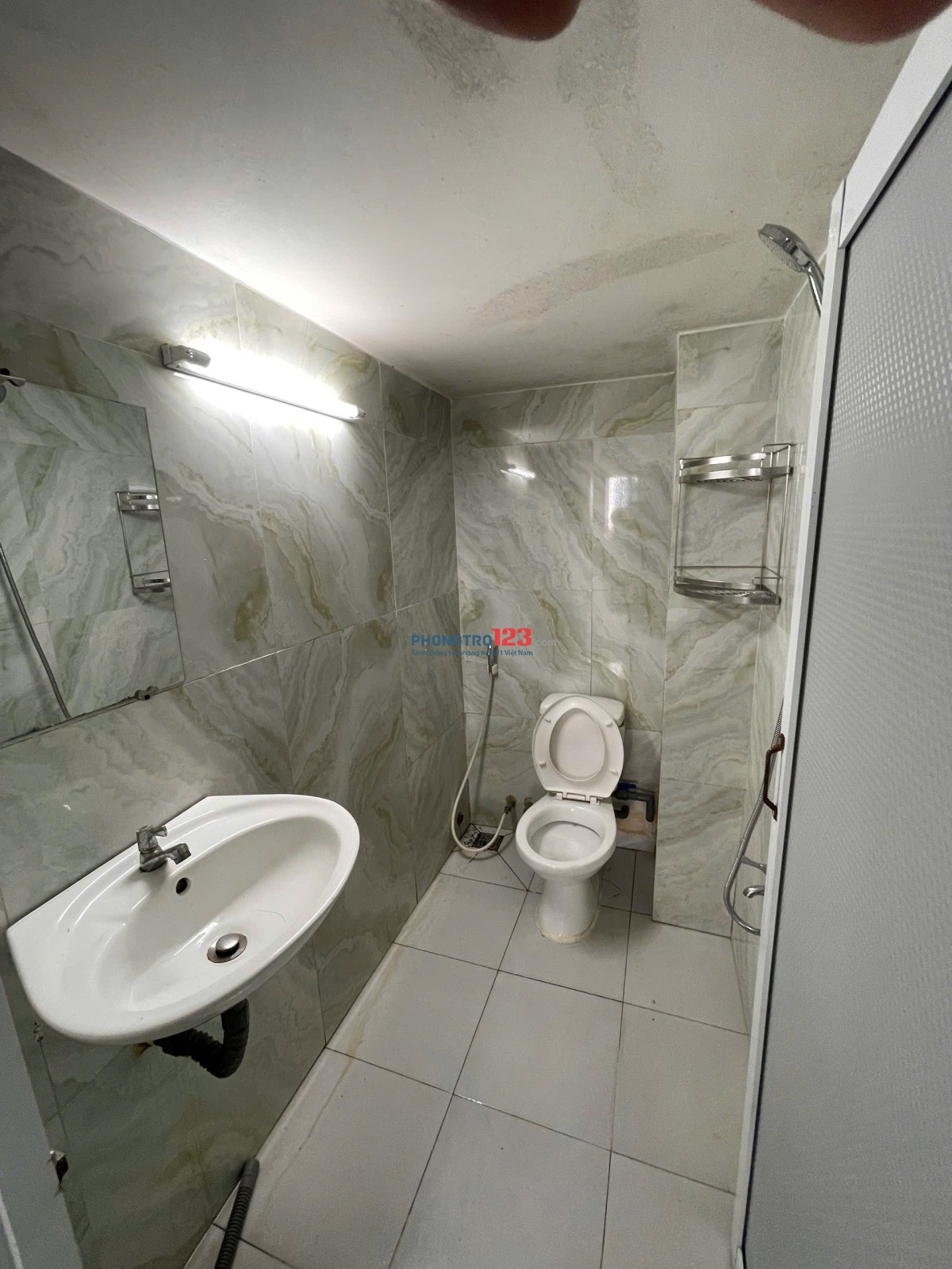 CHO THUÊ PHÒNG TRỌ DUPLEX 30m2 Ở ĐƯỢC TỐI ĐA 4 NGƯỜI , CHƯA ĐẦY ĐẾN 2 / 1 Bạn