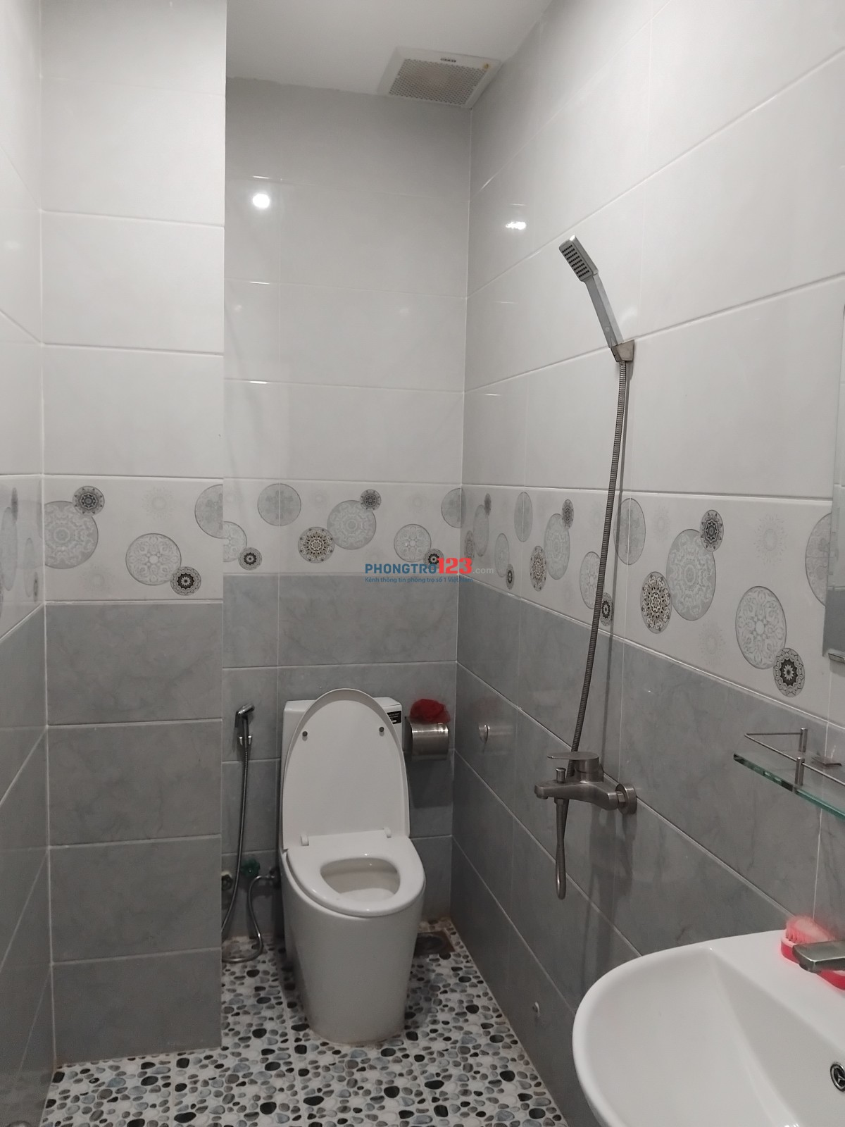 Cho thuê phòng trọ gần cầu Lê Thanh Nghị Quy Nhơn 3tr/th.