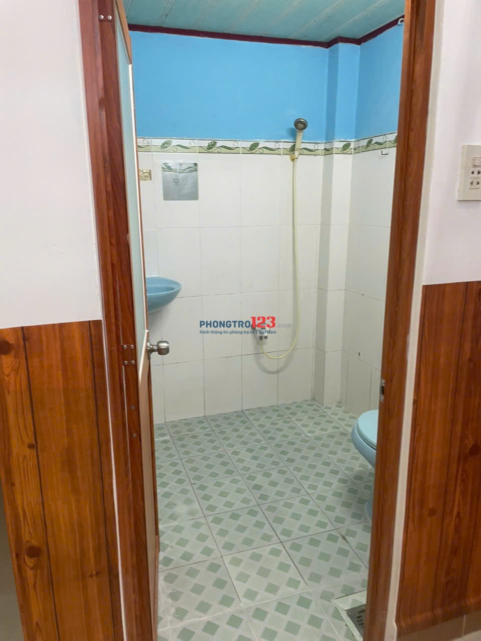 Cho thuê phòng trống đối diện Golden Palace