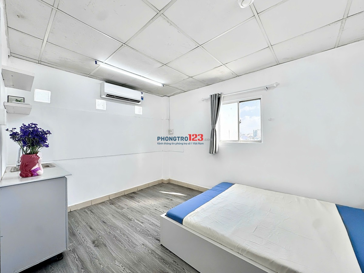 Cho Thuê Phòng Cửa Sổ Trời - Mới 100% - Nội Thất Cơ Bản - Ngay Chợ Bà Chiểu - Mặt Tiền Vũ Tùng