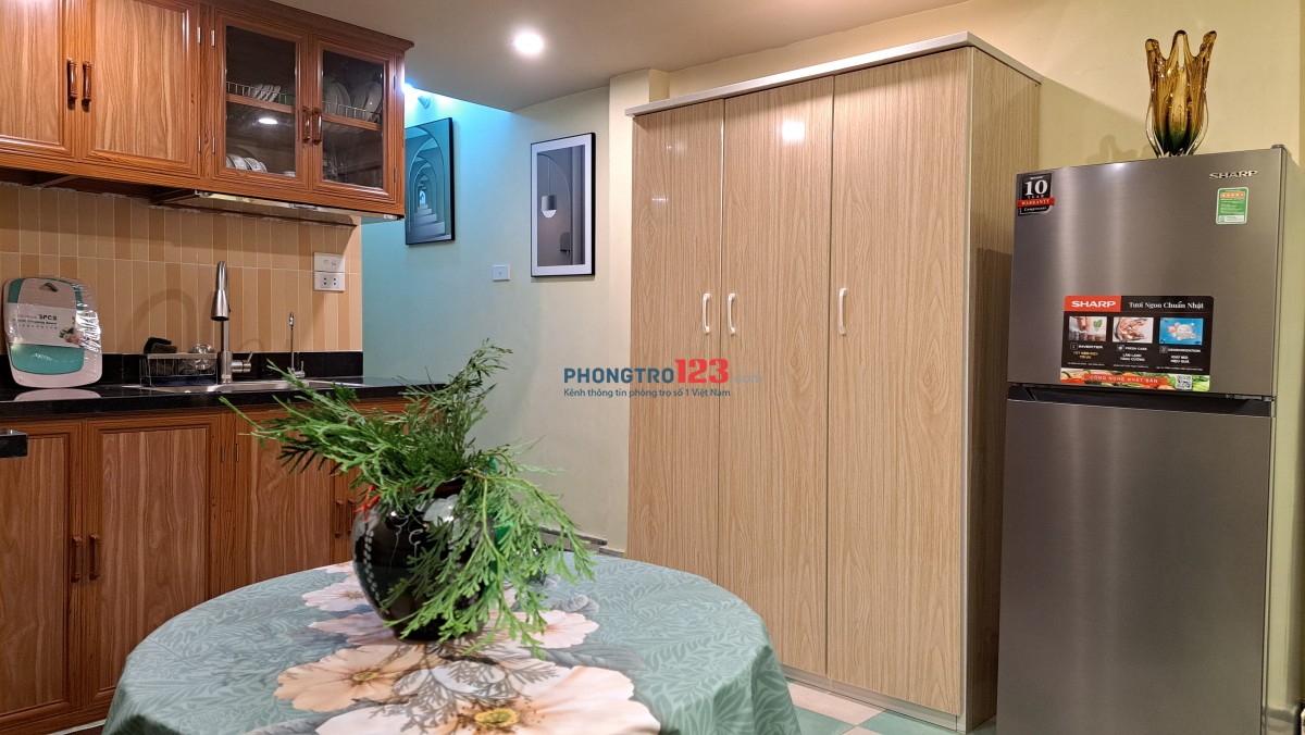 Phòng trọ cao cấp, 30m2, 8tr, cách Hồ Hoàn Kiếm 1,5km