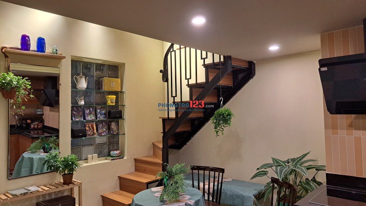 Phòng trọ cao cấp, 30m2, 8tr, cách Hồ Hoàn Kiếm 1,5km