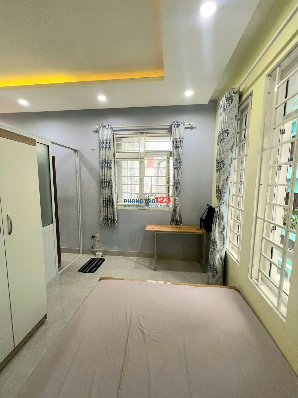 CHO THUÊ CĂN HỘ - 2PN CỬA SỔ LỚN, MÁY GIẶT RIÊNG, NGAY KHU ẨM THỰC PHAN XÍCH LONG