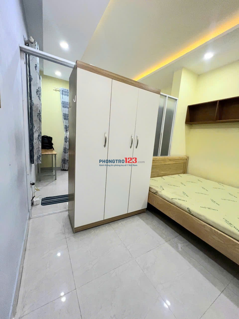 CHO THUÊ CĂN HỘ - 2PN CỬA SỔ LỚN, MÁY GIẶT RIÊNG, NGAY KHU ẨM THỰC PHAN XÍCH LONG