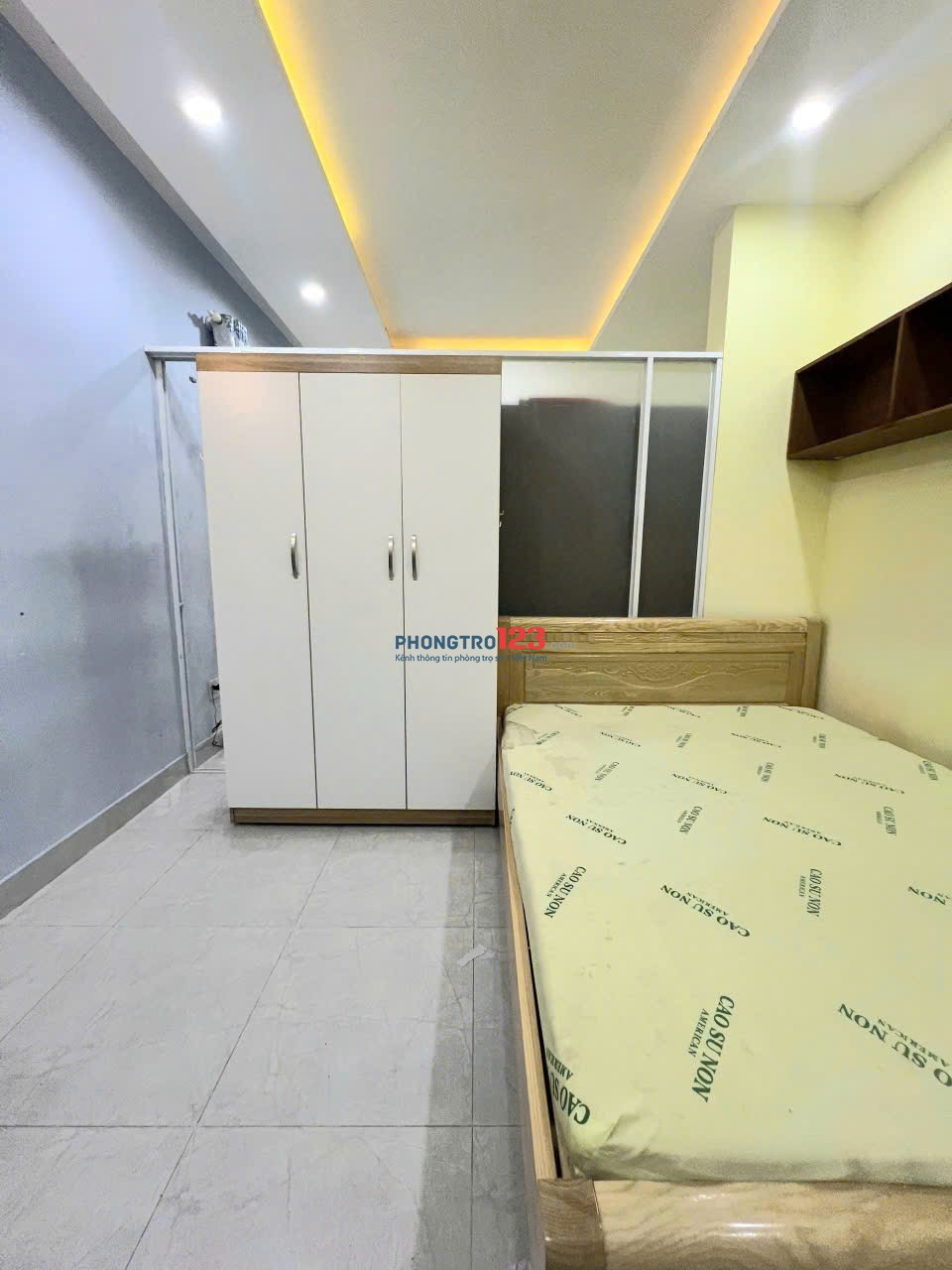 CHO THUÊ CĂN HỘ - 2PN CỬA SỔ LỚN, MÁY GIẶT RIÊNG, NGAY KHU ẨM THỰC PHAN XÍCH LONG