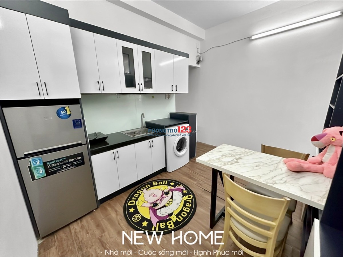 Căn hộ ban công thoáng mát quận 1 gần Chợ Tân Định