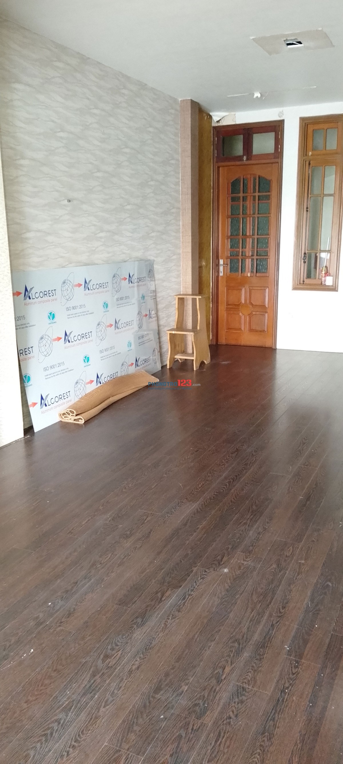 Chính chủ cho thuê mặt bằng 30m² tầng 1 mặt đường Hoàng Hoa Thám