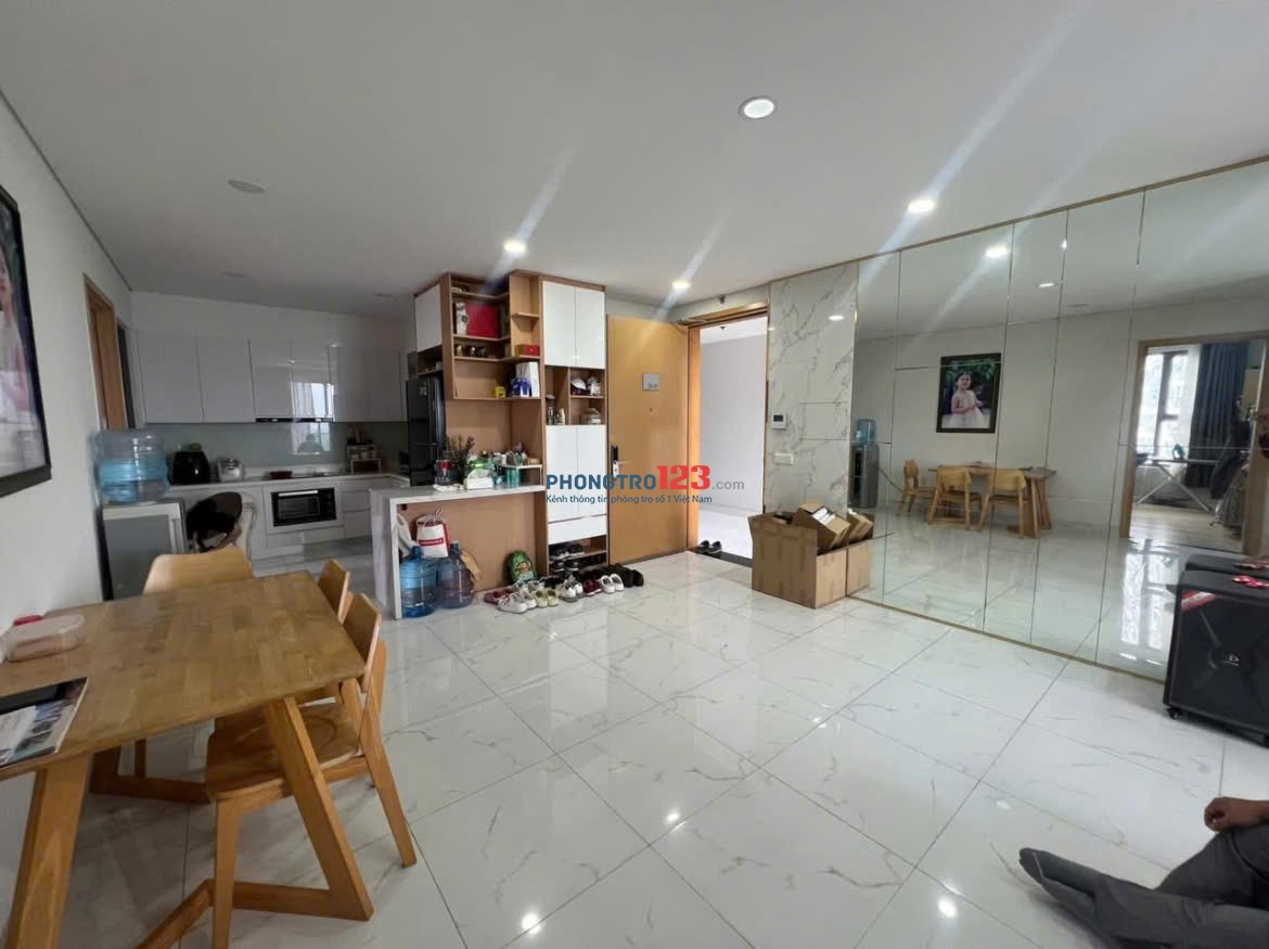 Căn góc, 3PN, 2WC, C/c Babylon, Âu Cơ, TP, 110m2, Nội thất, 15tr/tháng.