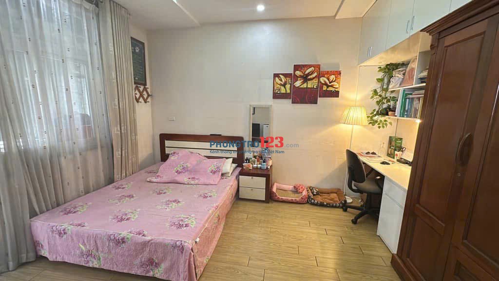 Căn góc, 3PN, 2WC, C/c Babylon, Âu Cơ, TP, 110m2, Nội thất, 15tr/tháng.