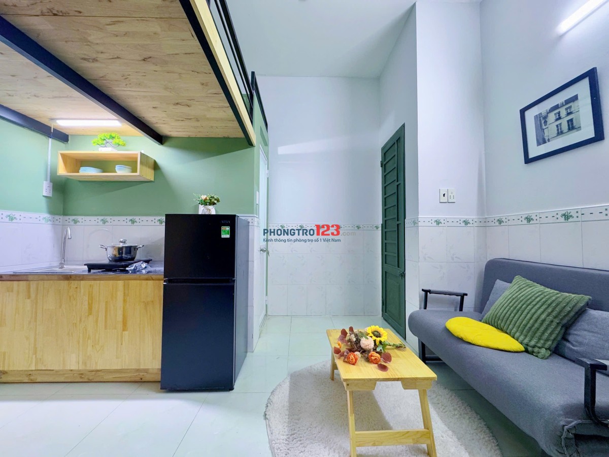 Duplex Ban công Full Nt siu thoáng ngay cv Lê Thị Riêng - Quận 10