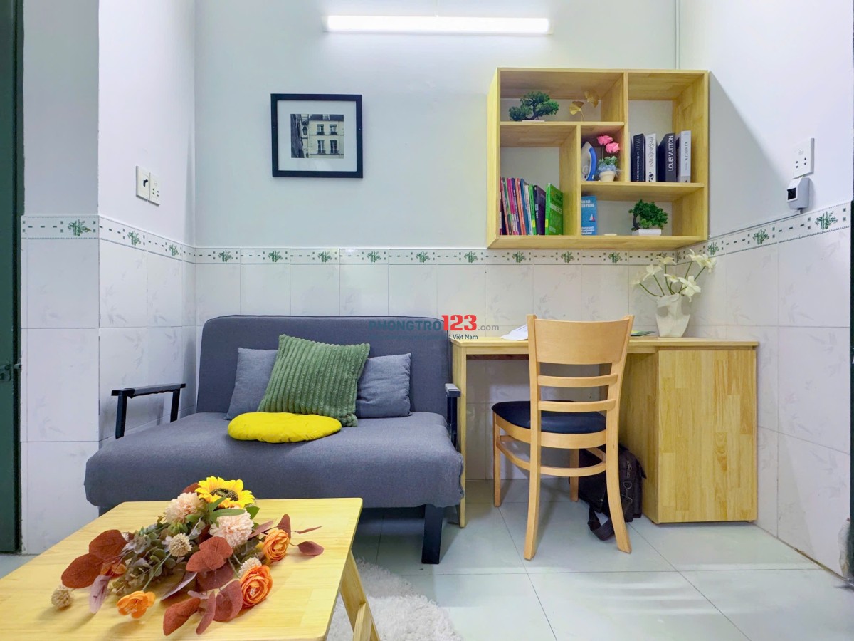 Duplex Ban công Full Nt siu thoáng ngay cv Lê Thị Riêng - Quận 10