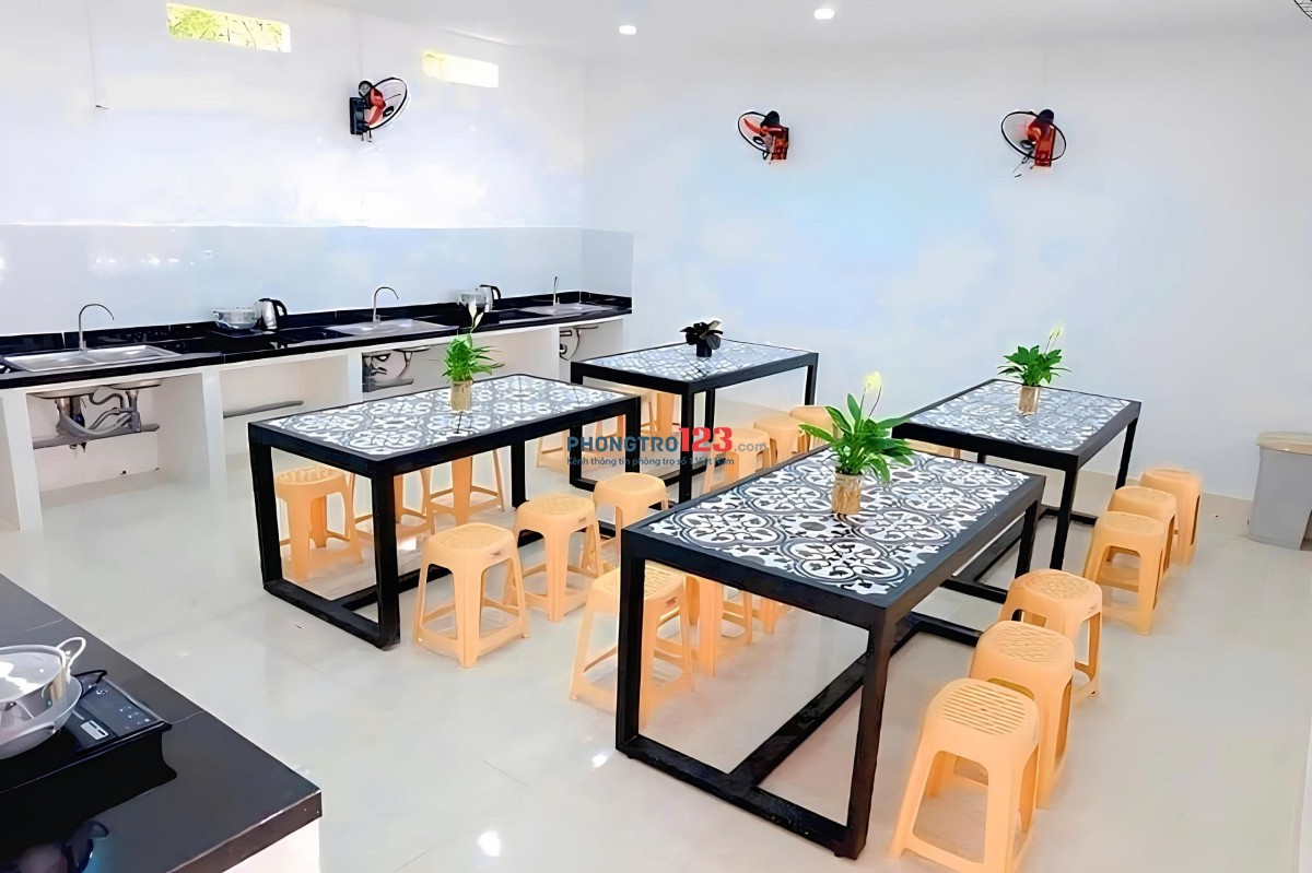 KTX Đẹp, đầy đủ tiện nghi, giá phù hợp thuận tiện qua các trường ĐH khu vực Bình Thạnh