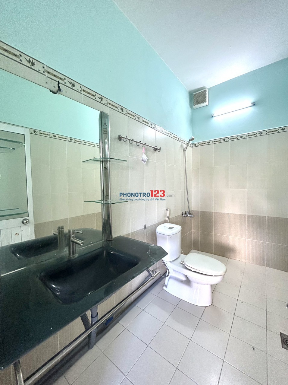 CĂN HỘ DỊCH VỤ Ban công, full NT, gần Ngã Tư 4 xã, Lũy Bán Bích, Hòa Bình TÂN PHÚ