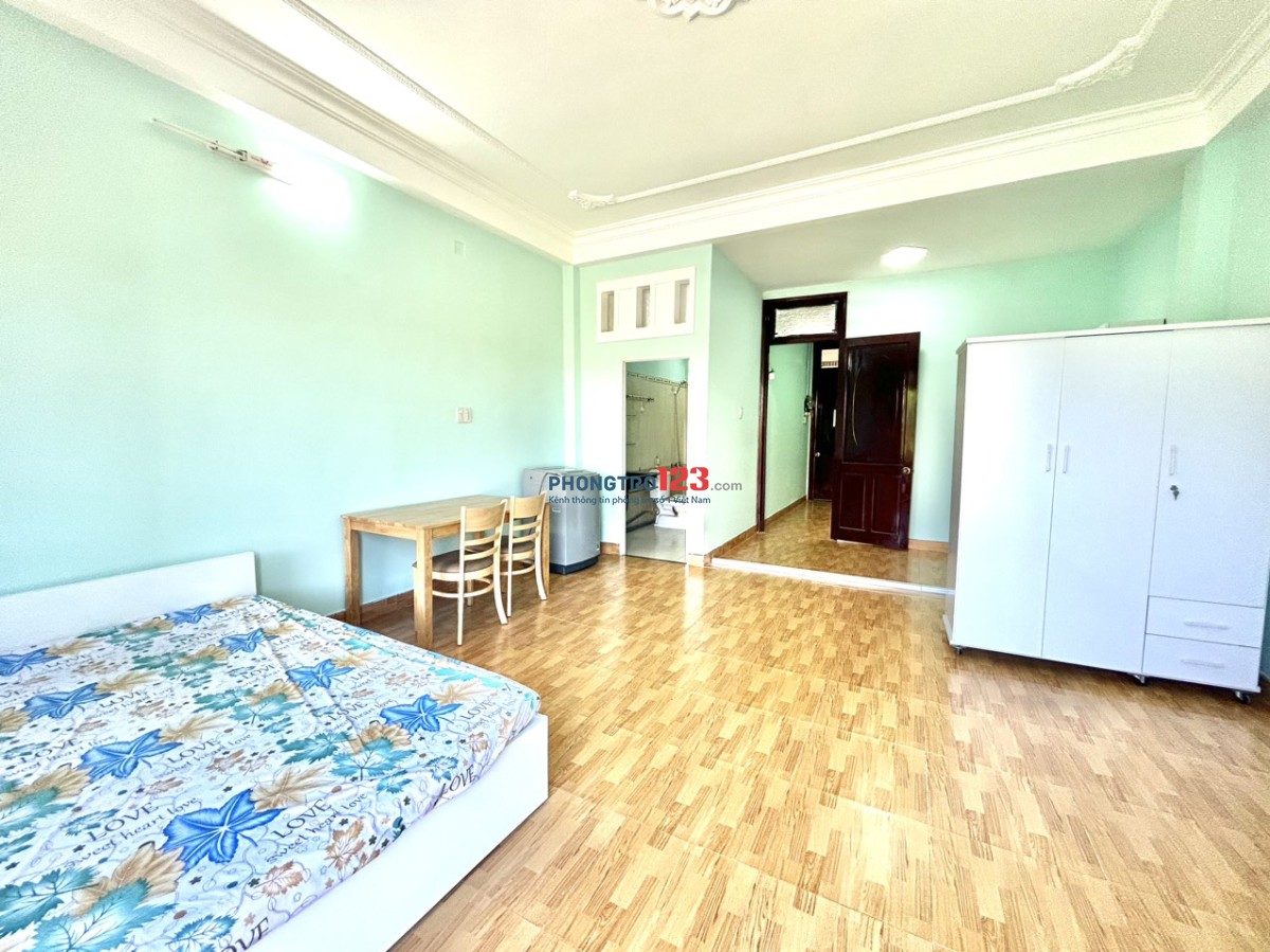 CĂN HỘ DỊCH VỤ Ban công, full NT, gần Ngã Tư 4 xã, Lũy Bán Bích, Hòa Bình TÂN PHÚ