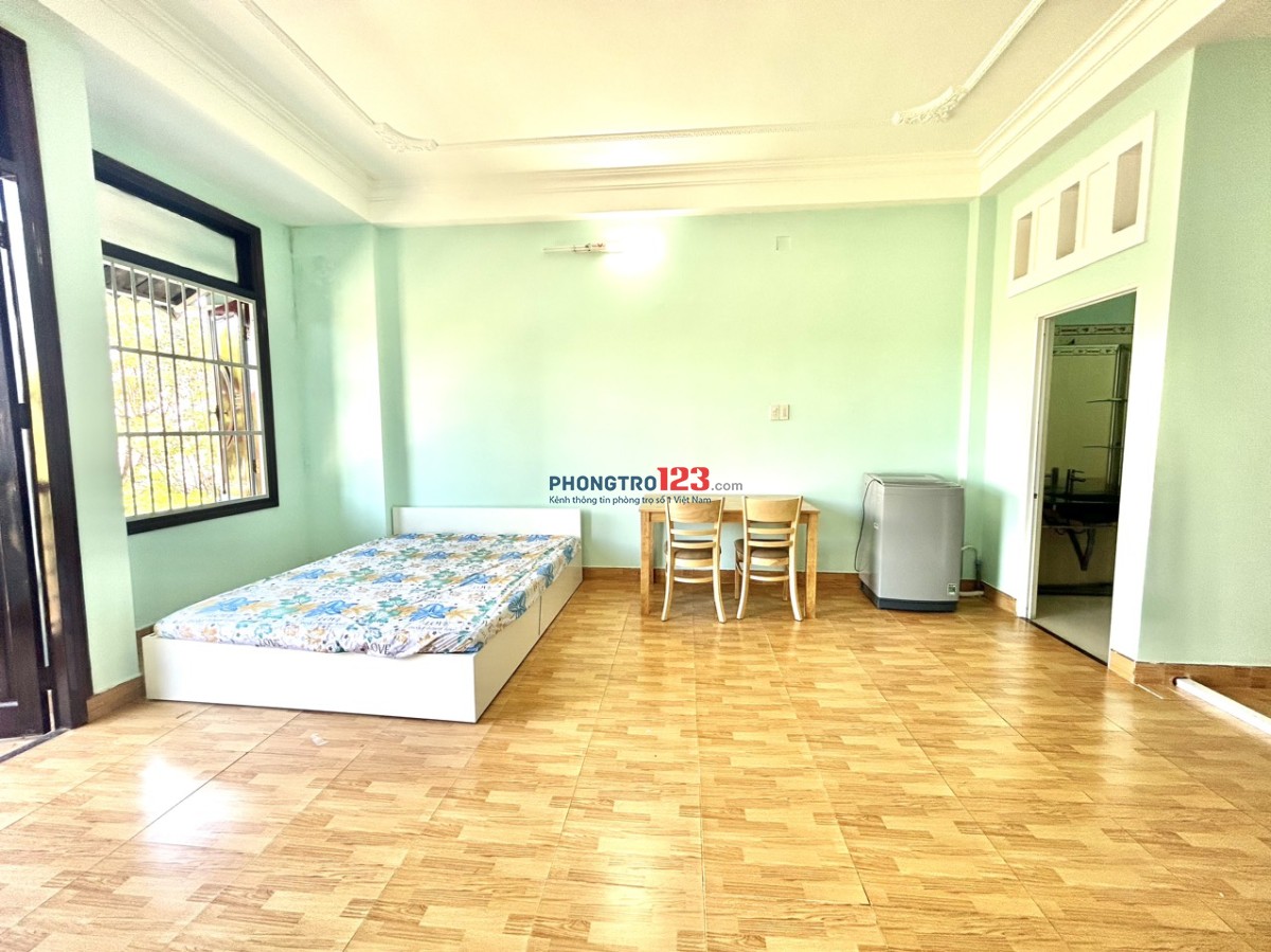 CĂN HỘ DỊCH VỤ Ban công, full NT, gần Ngã Tư 4 xã, Lũy Bán Bích, Hòa Bình TÂN PHÚ