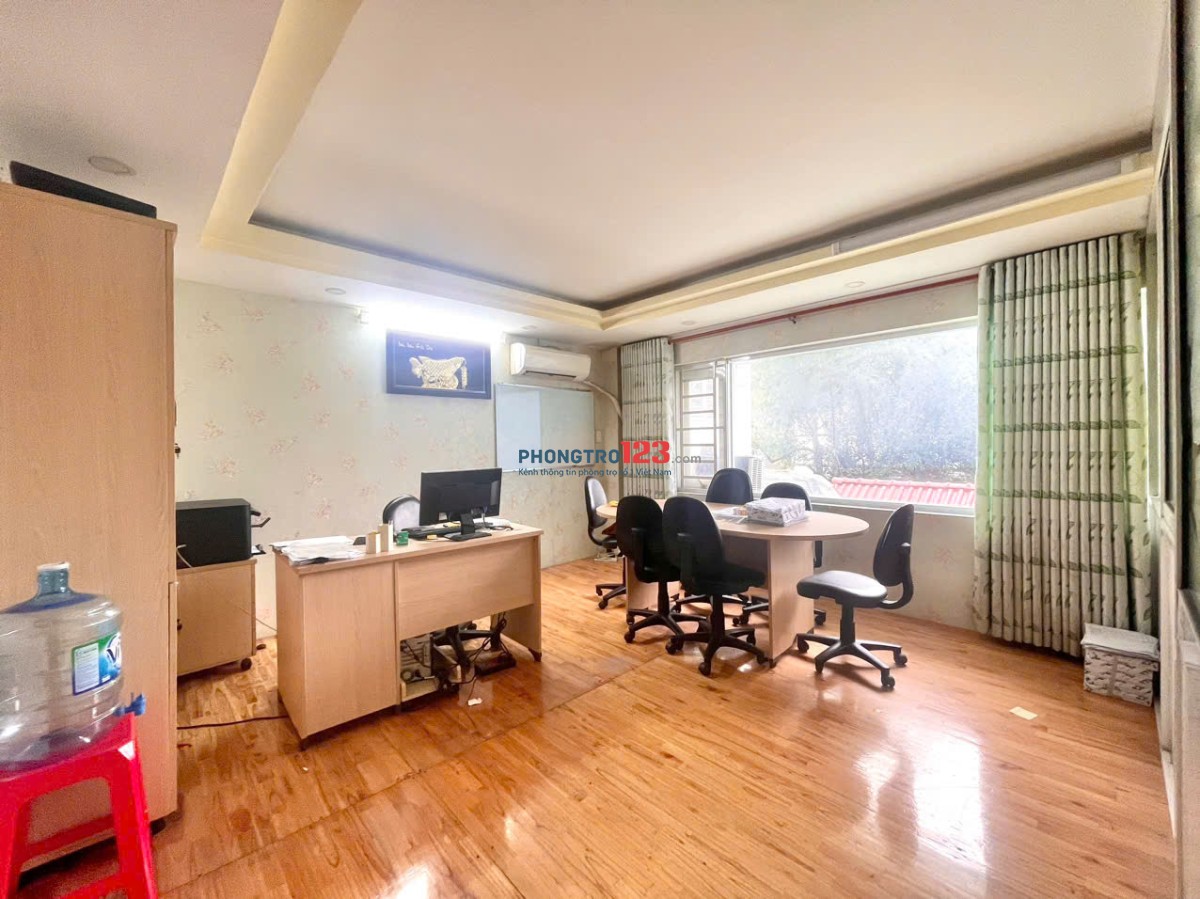 CHO THUÊ MẶT BẰNG KINH DOANH RỘNG 150M² – GẦN SÂN BAY – CÓ SÂN ĐỂ Ô TÔ