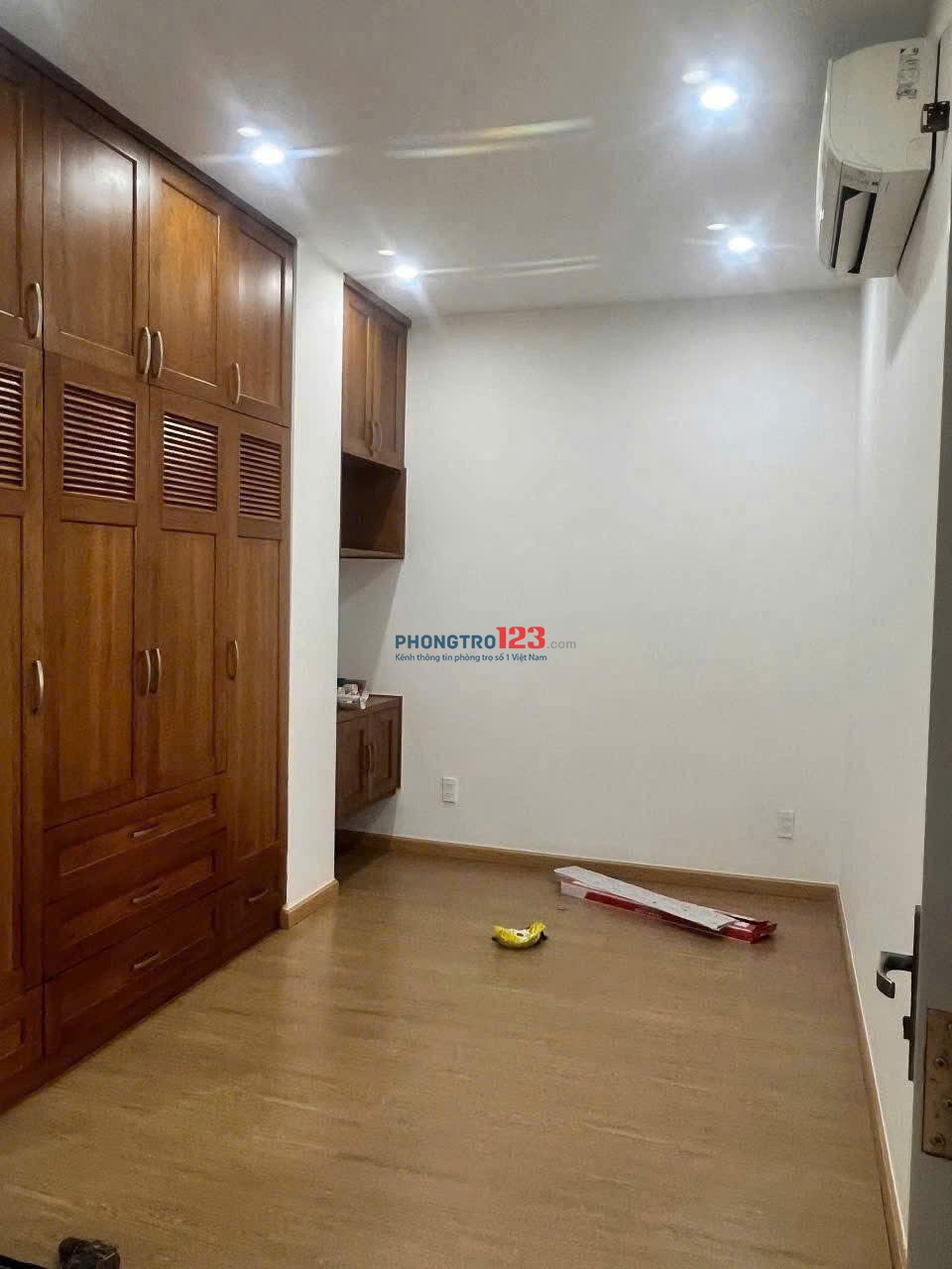 Chung cư Oriental, Âu Cơ, TP: 3p ngủ, 110m2, đầy đủ NT, 15triệu