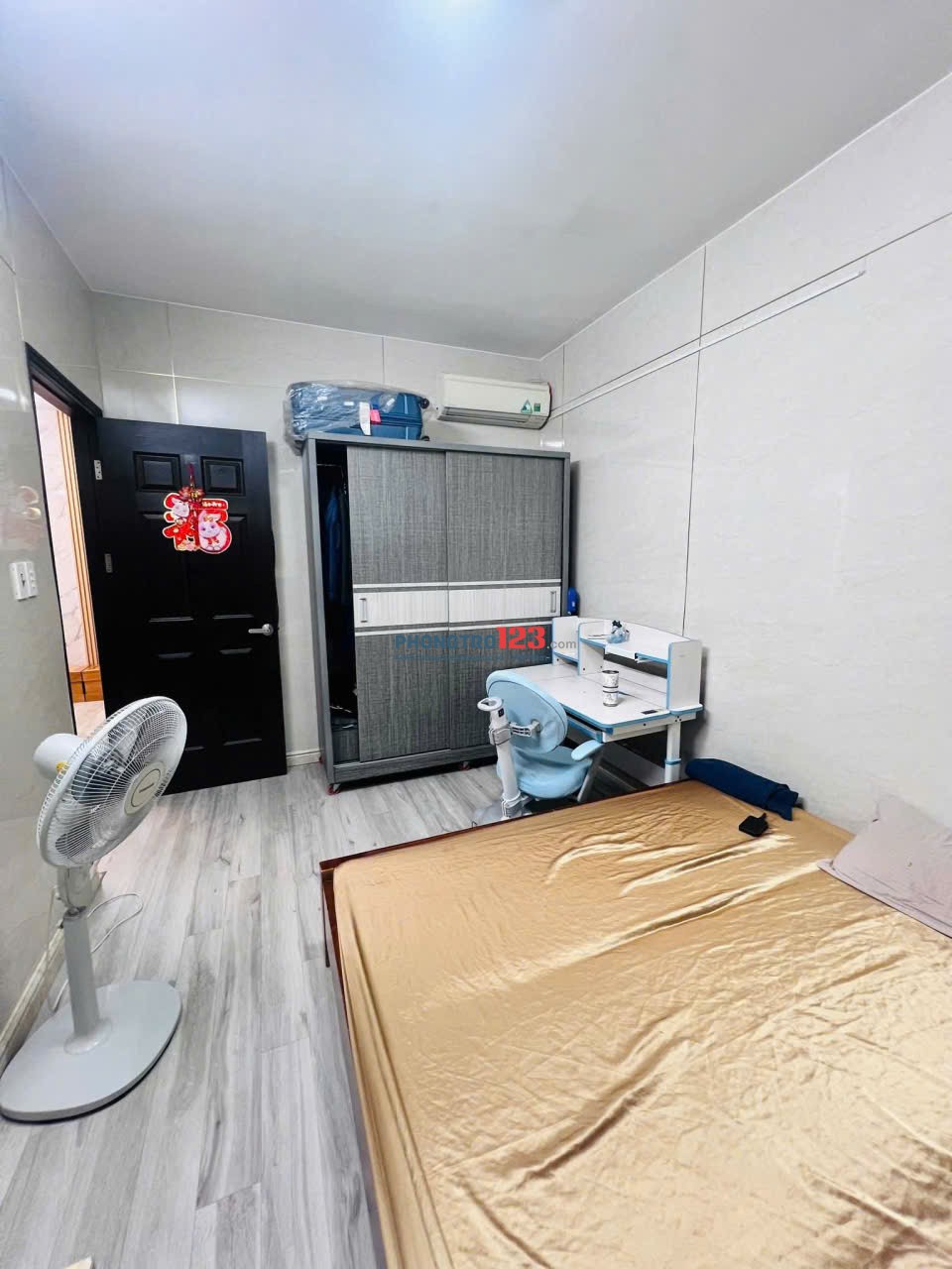 Căn hộ Võ Thị Sáu, P6. Quận 3: 90m2, 2p ngủ rộng, có NT, 10tr5/th